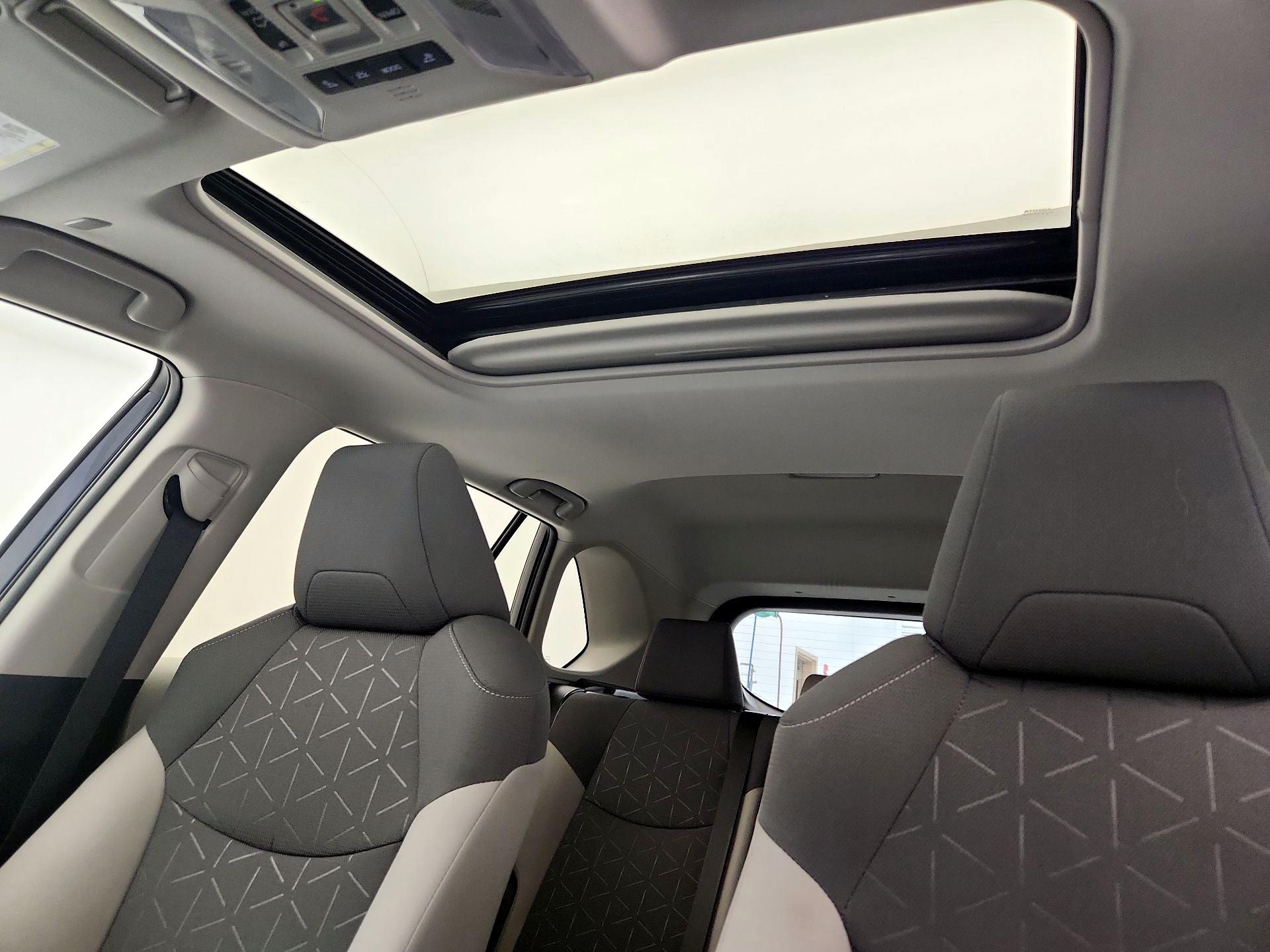 Thumbnail: 2024 Toyota RAV4 - 19