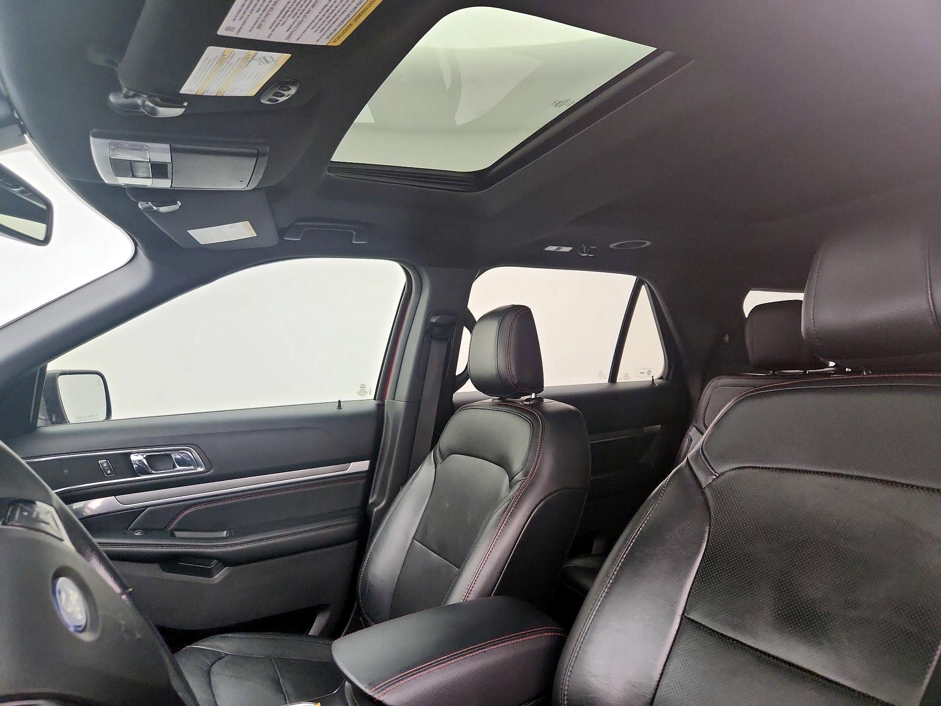 Thumbnail: 2019 Ford Explorer - 20