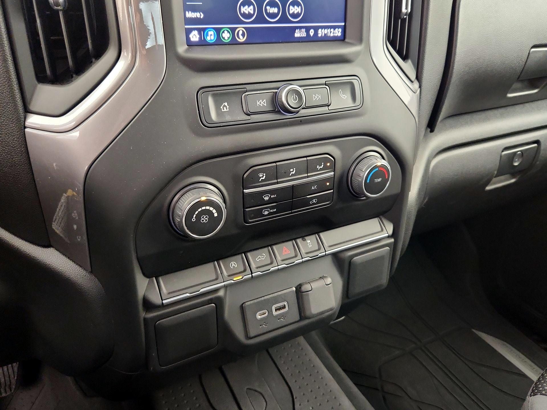 Thumbnail: 2022 Chevrolet Silverado 1500 - 16