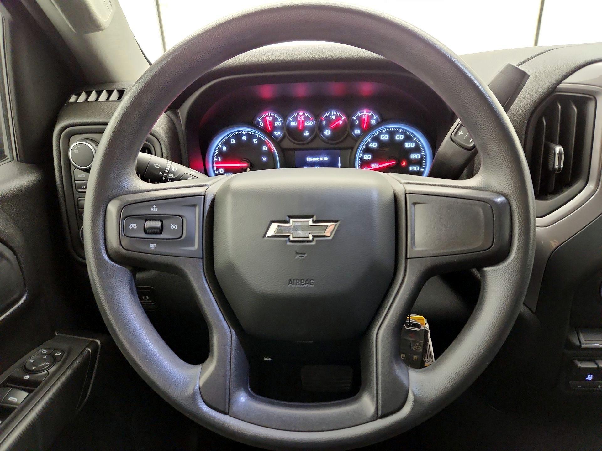 Thumbnail: 2021 Chevrolet Silverado 1500 - 10