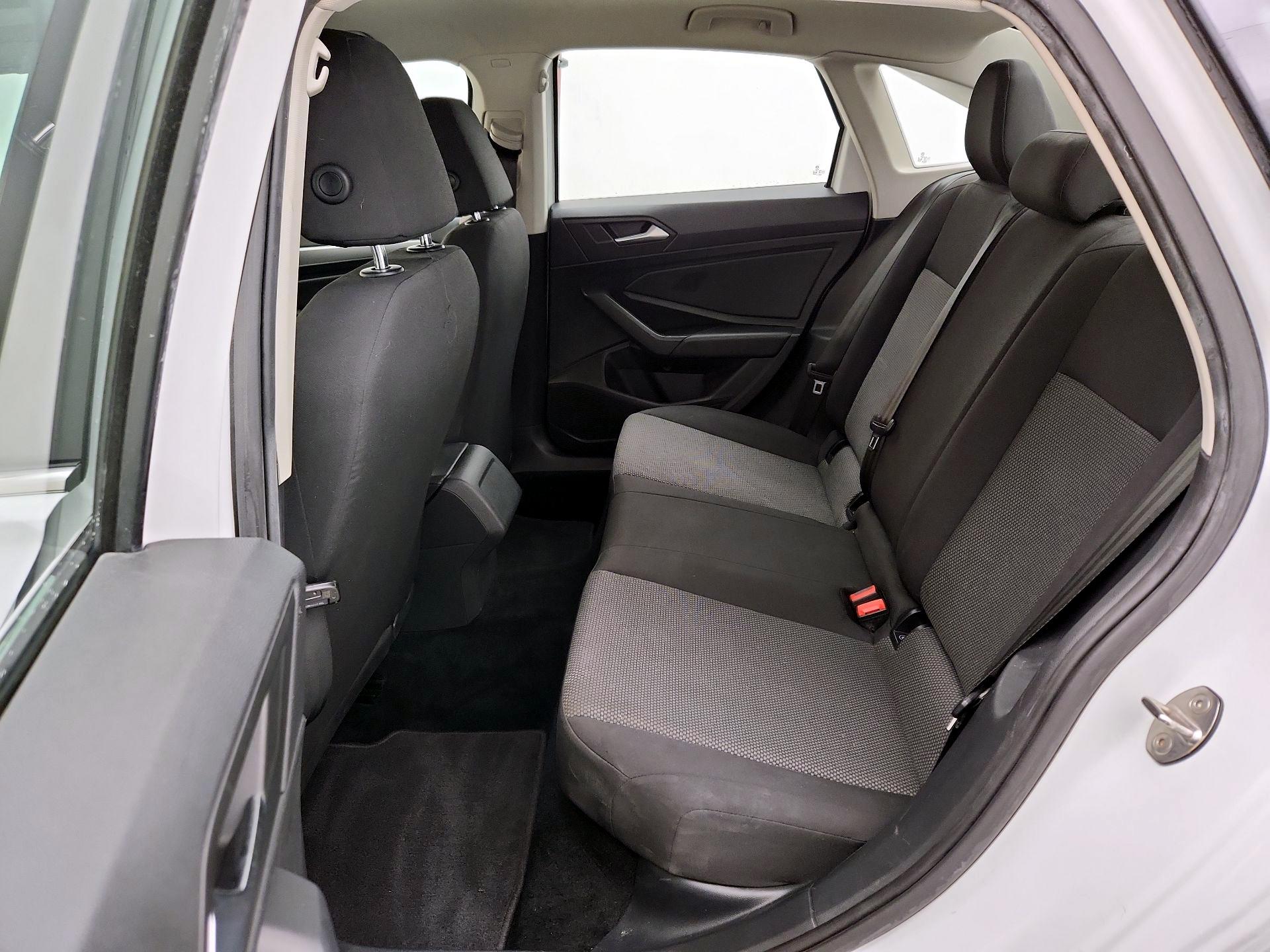 Thumbnail: 2019 Volkswagen Jetta - 19