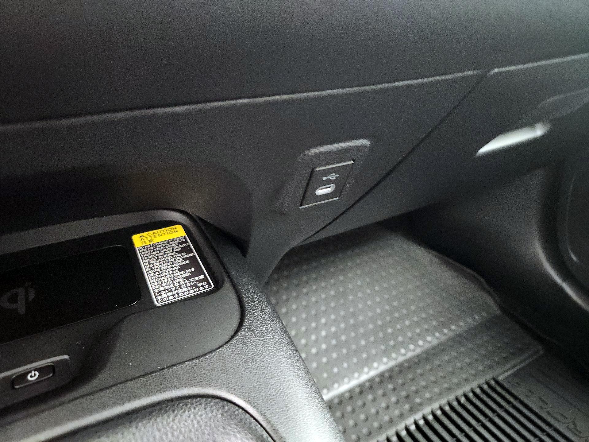 Thumbnail: 2024 Toyota Corolla - 18