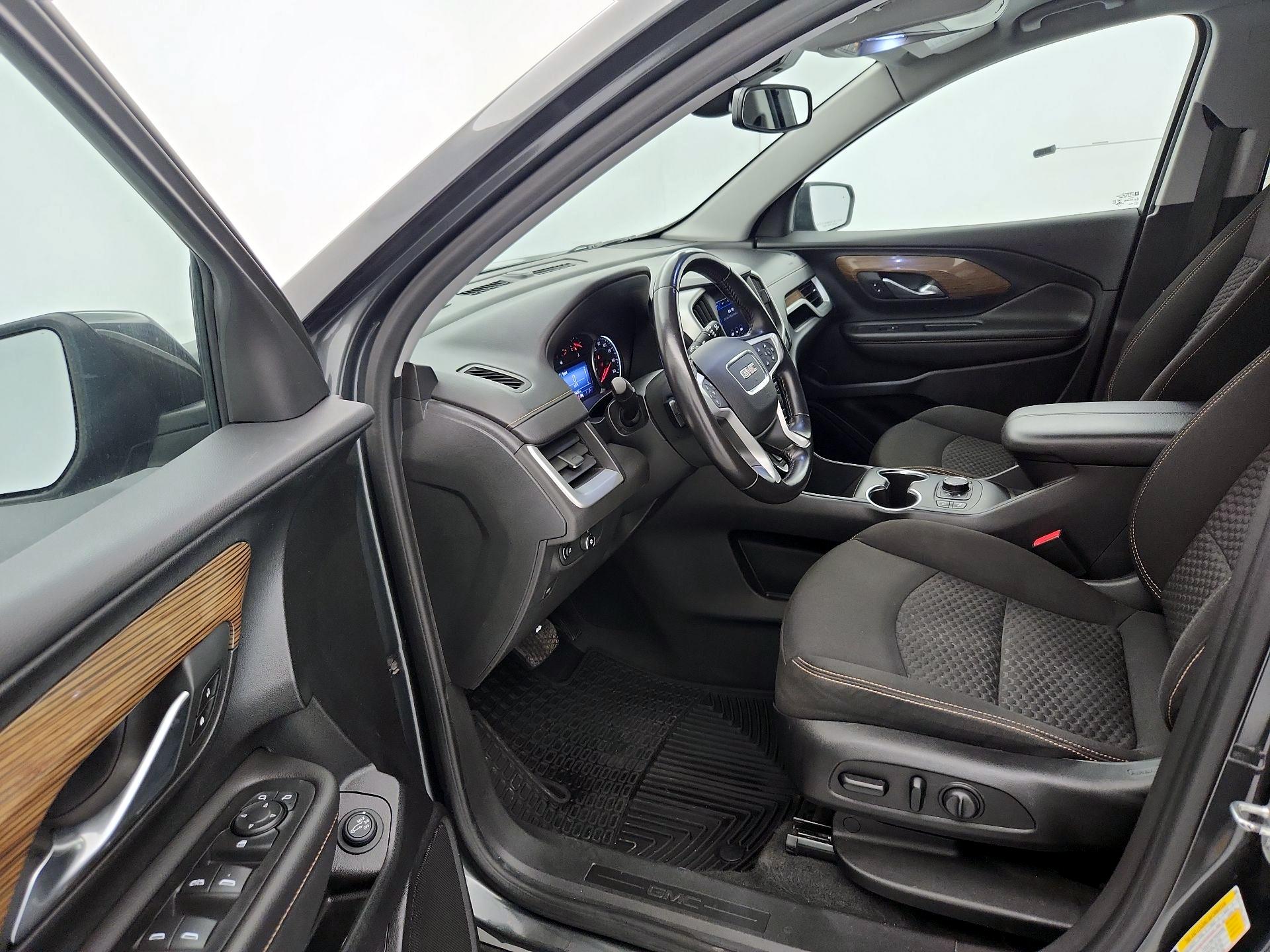 Thumbnail: 2020 GMC Terrain - 11