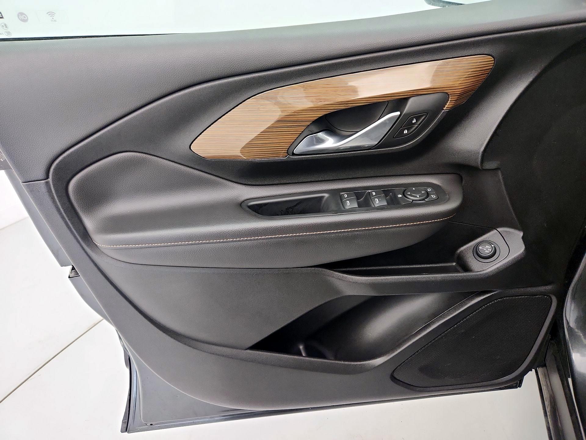 Thumbnail: 2020 GMC Terrain - 12