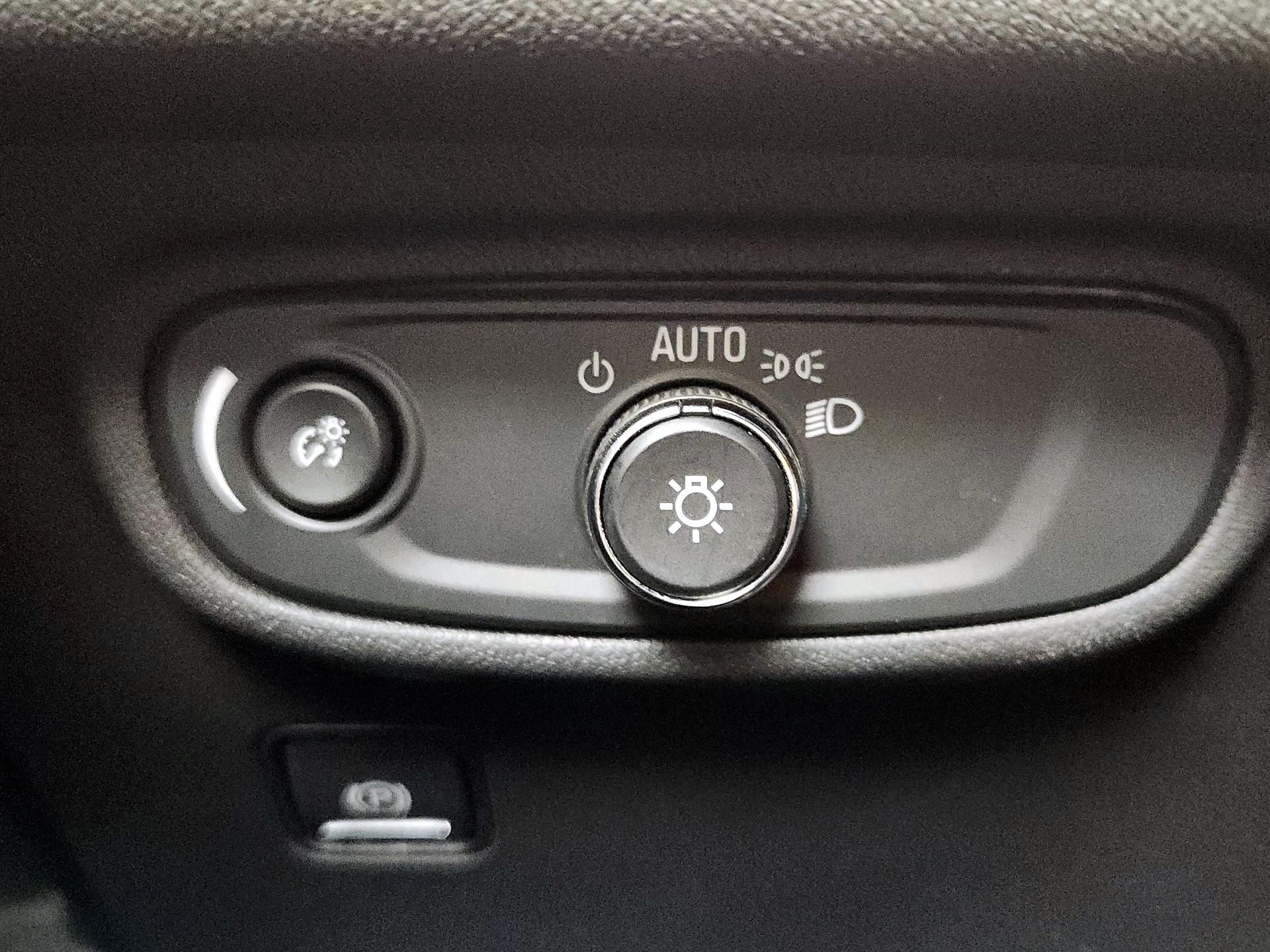 Thumbnail: 2020 GMC Terrain - 13