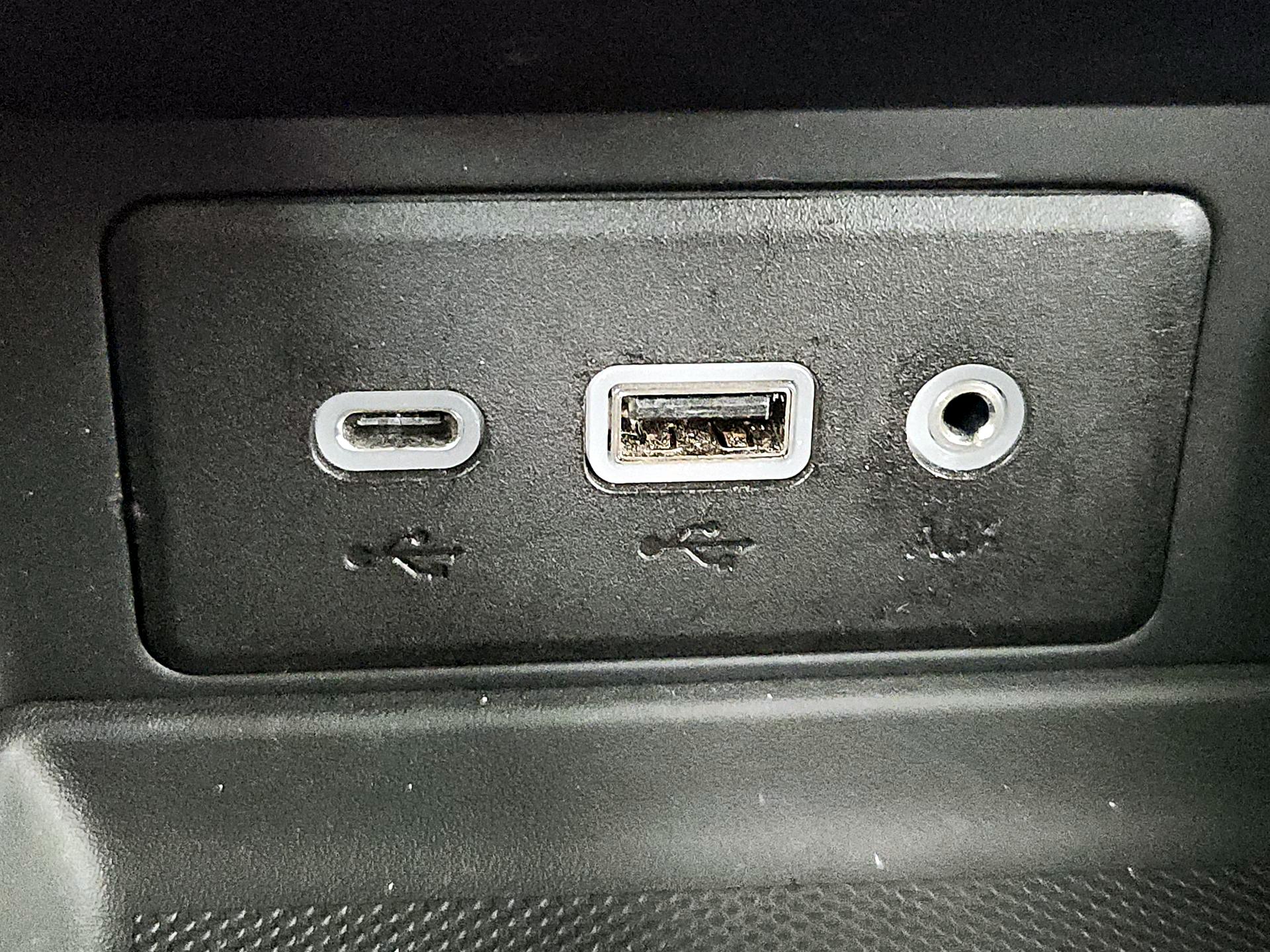 Thumbnail: 2020 GMC Terrain - 18