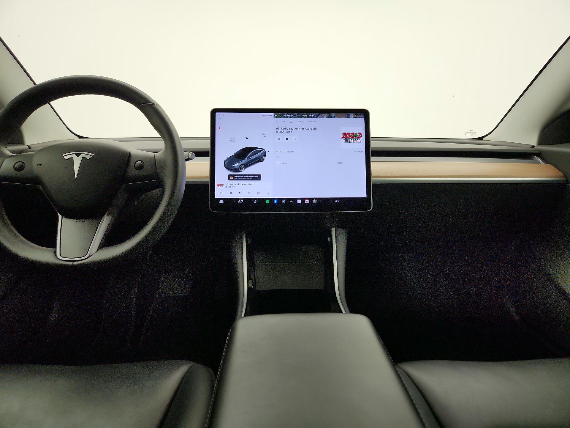 Thumbnail: 2020 Tesla Model 3 - 9