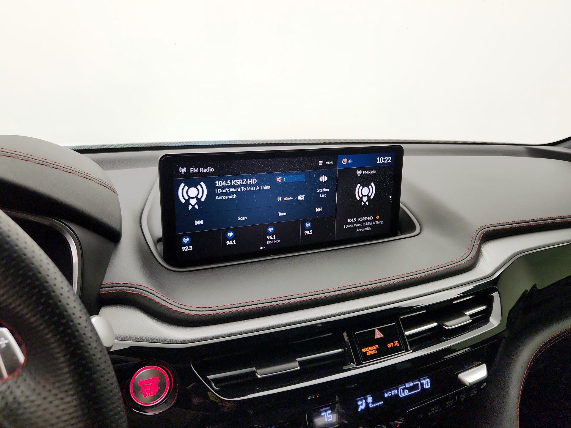 Thumbnail: 2022 Acura MDX - 16