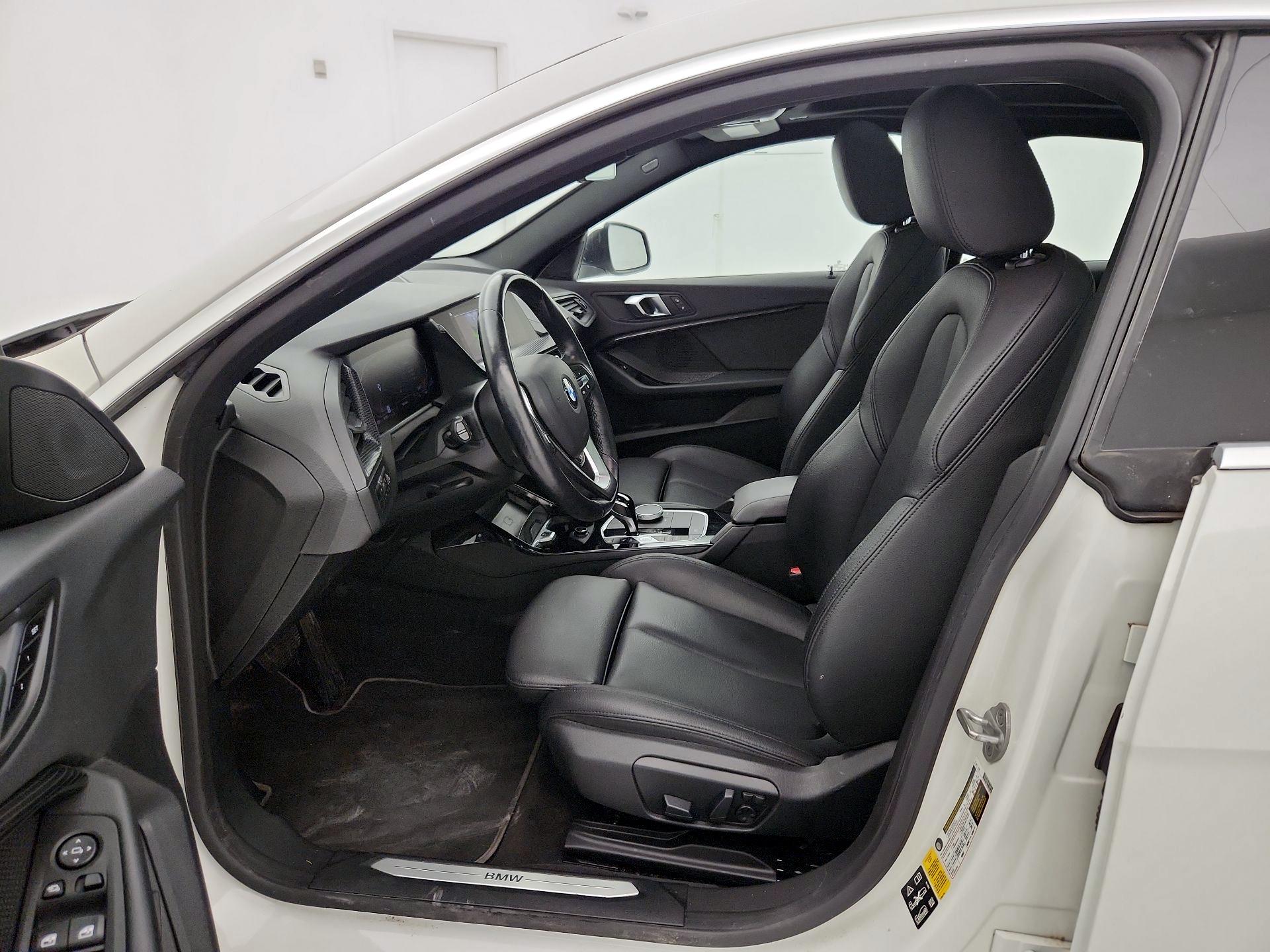 Thumbnail: 2023 BMW 2 Series - 11