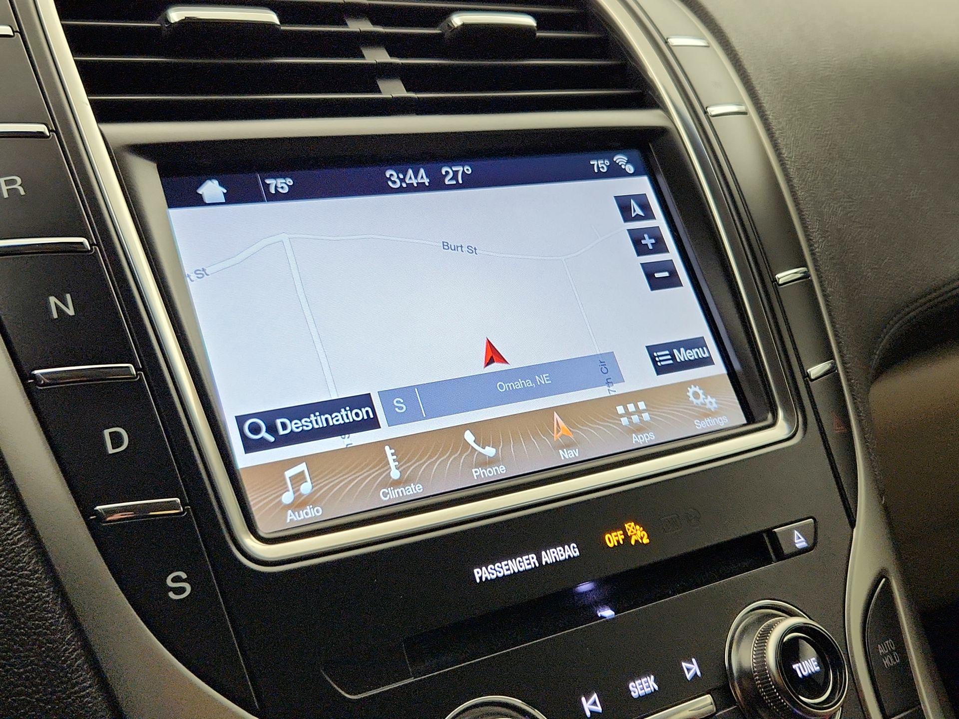 Thumbnail: 2019 Lincoln Nautilus - 14