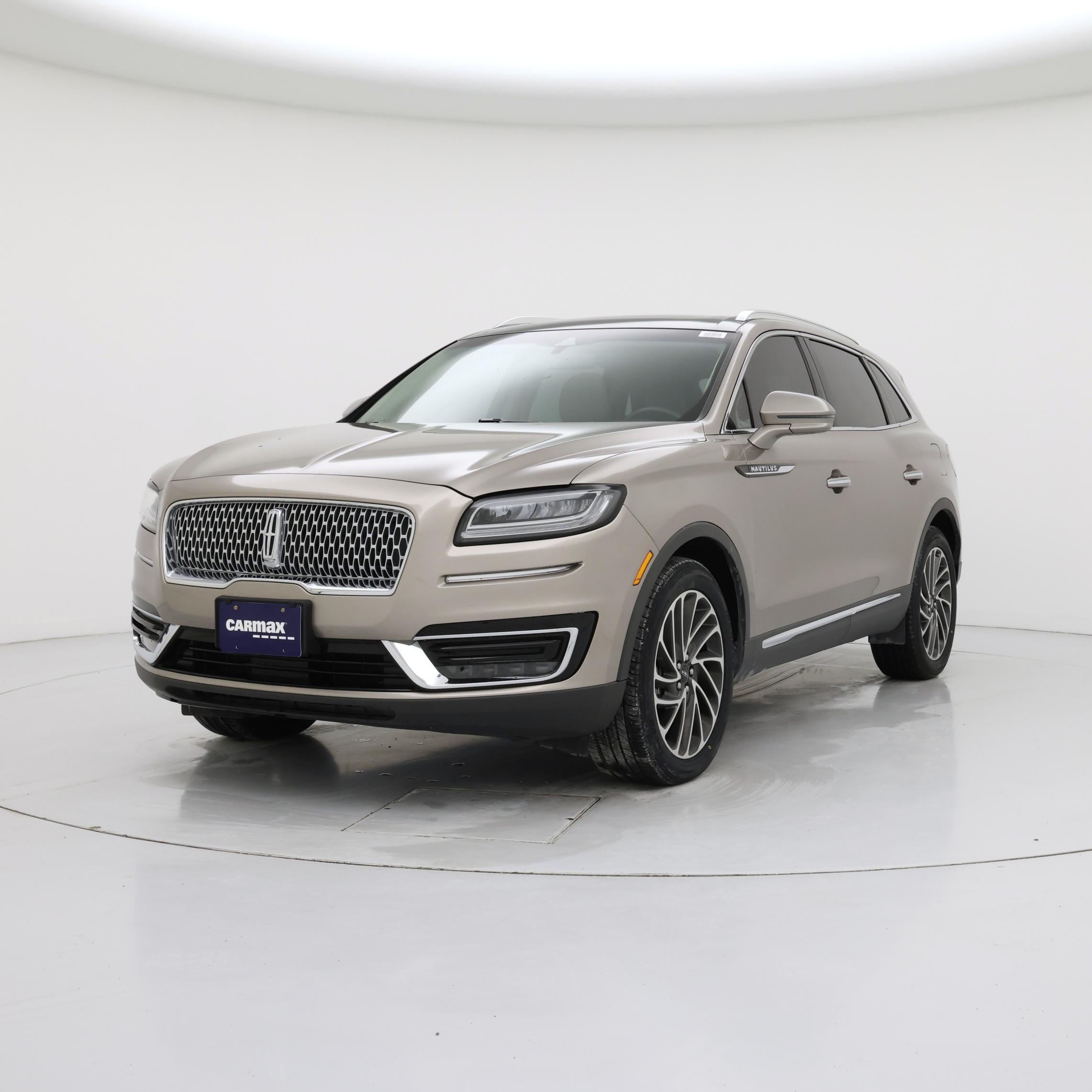 Thumbnail: 2019 Lincoln Nautilus - 4