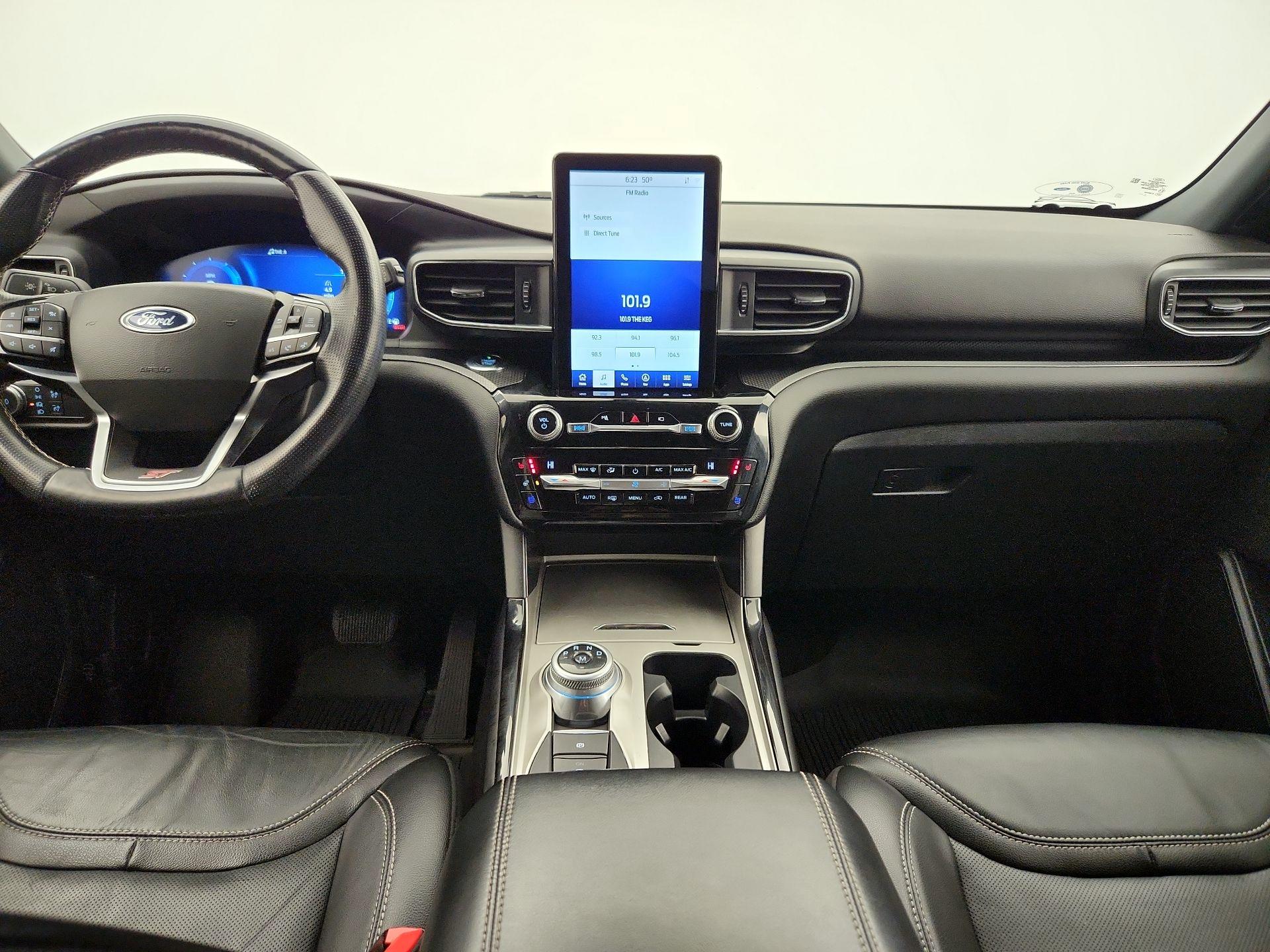 Thumbnail: 2021 Ford Explorer - 9