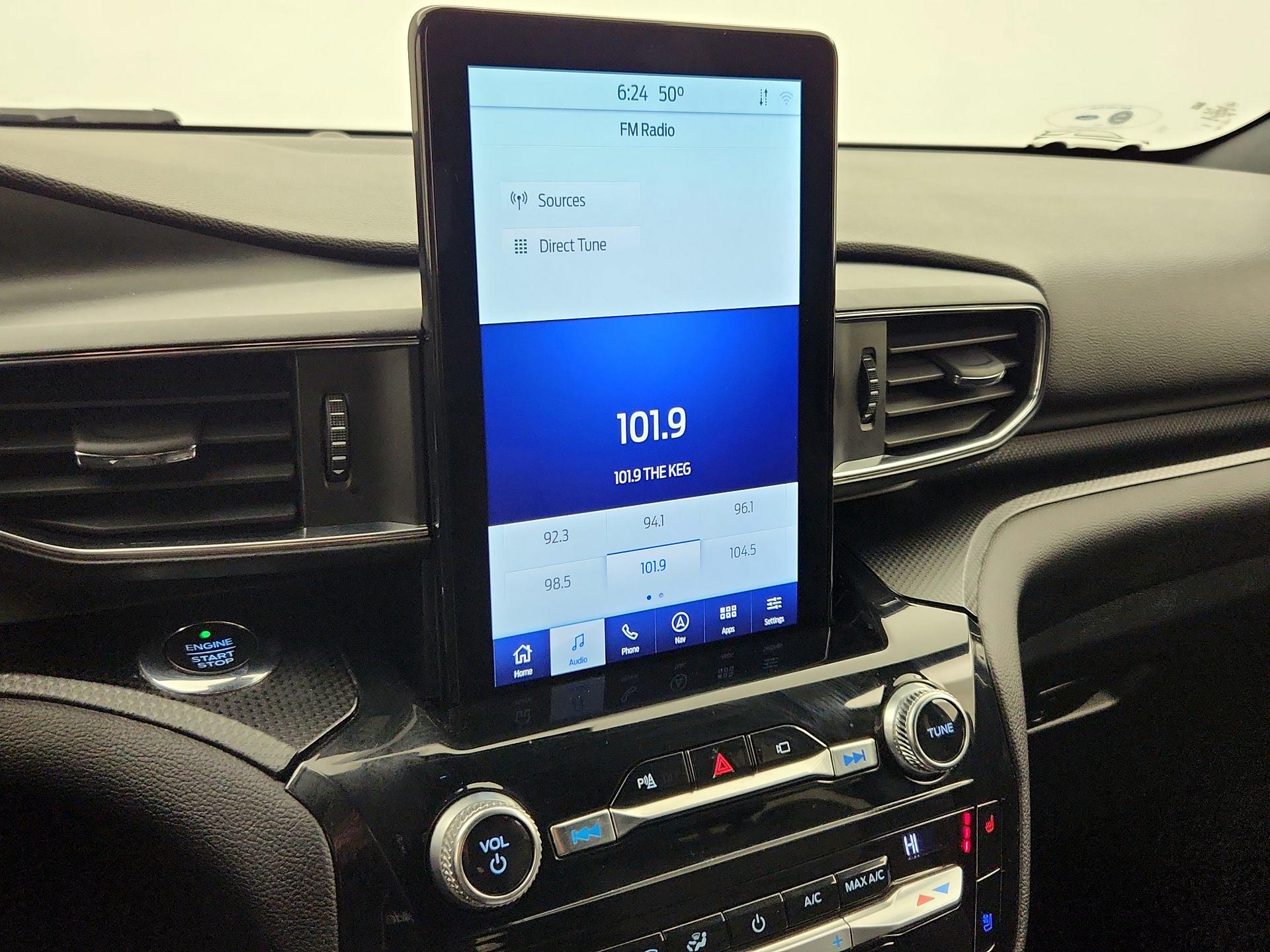 Thumbnail: 2021 Ford Explorer - 16