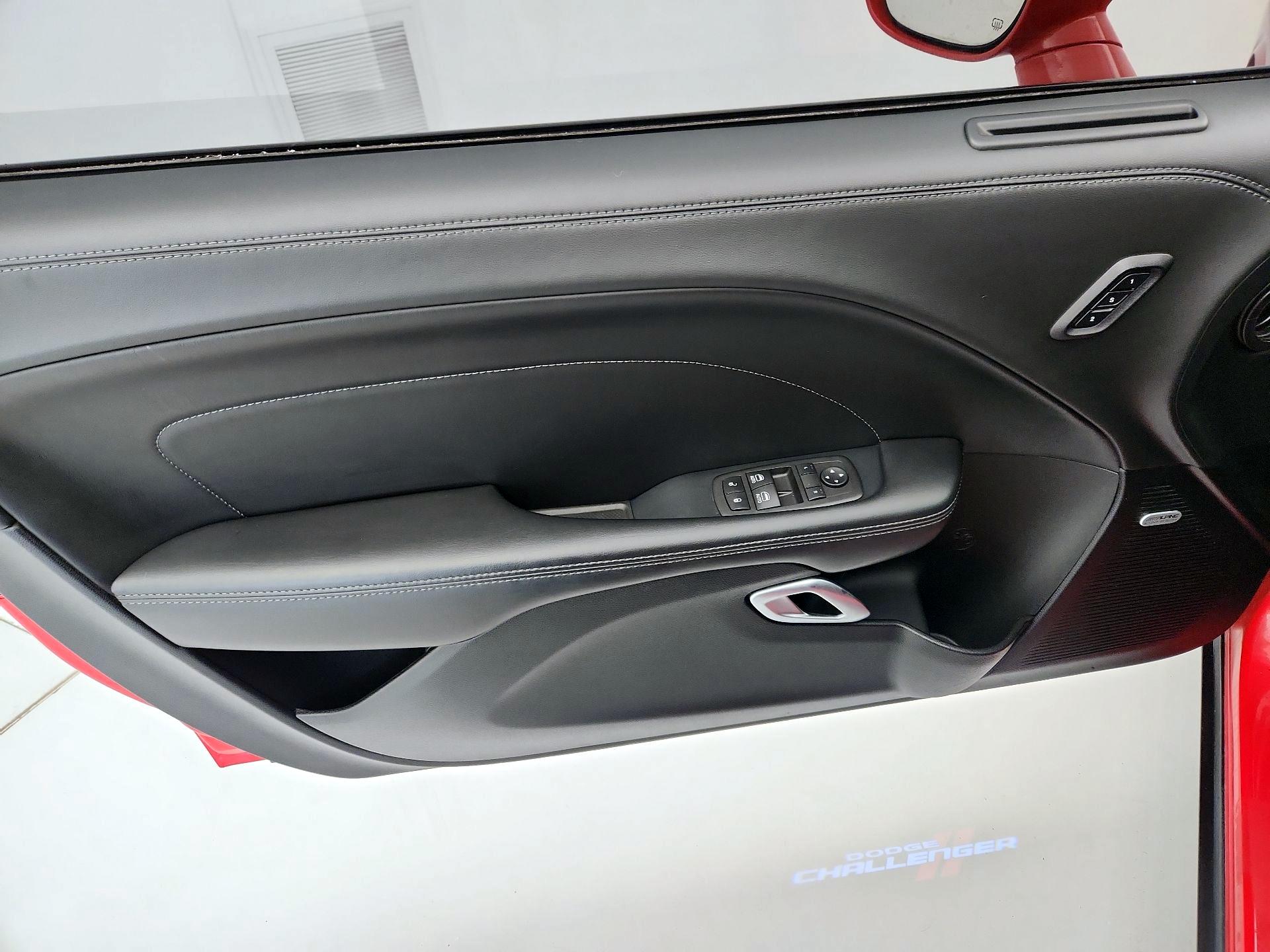 Thumbnail: 2022 Dodge Challenger - 12