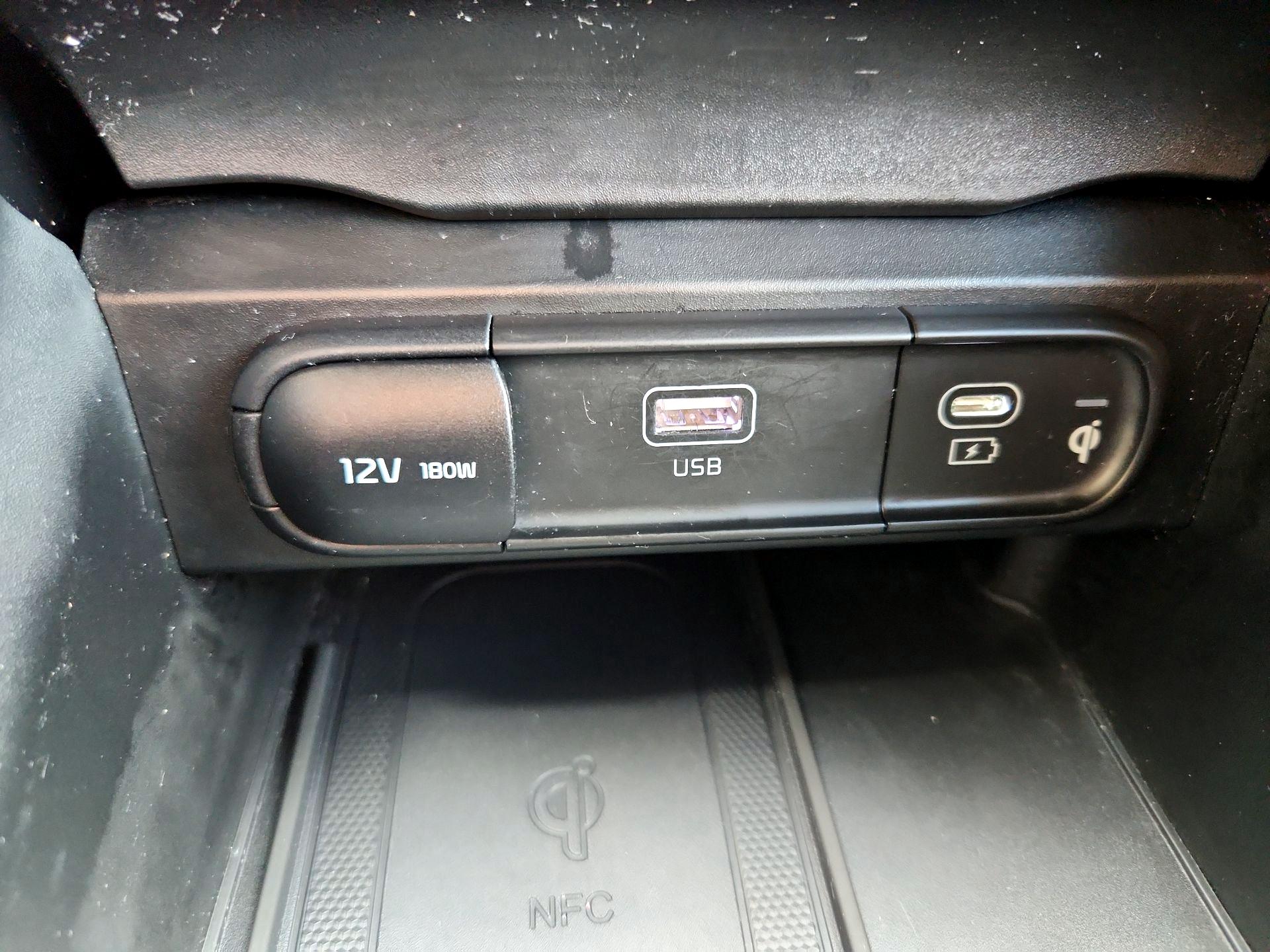 Thumbnail: 2024 Kia Telluride - 19