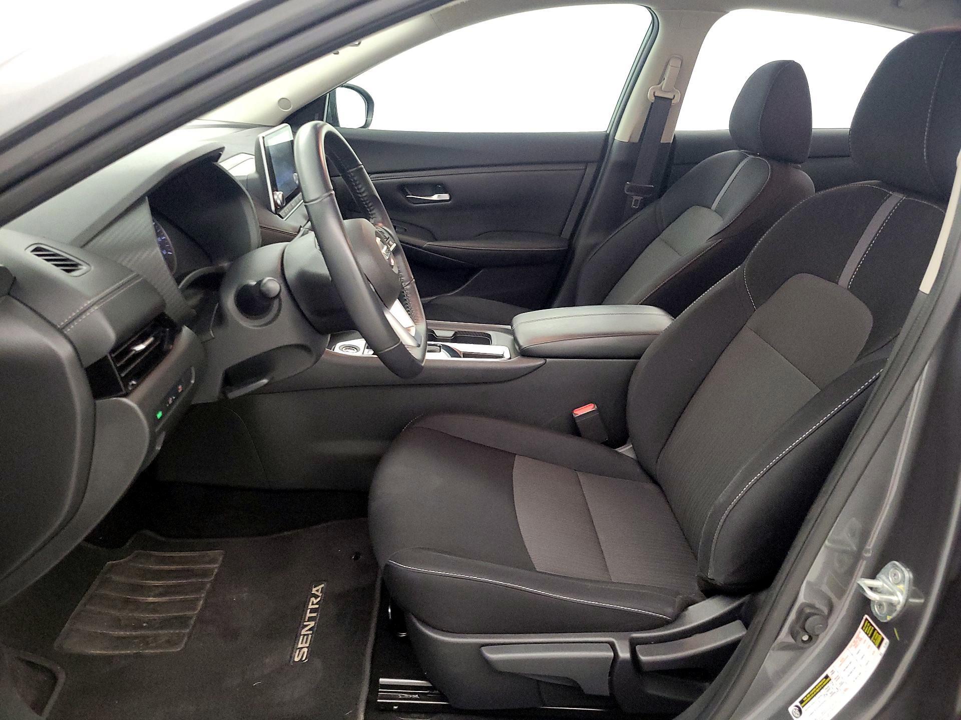 Thumbnail: 2021 Nissan Sentra - 11