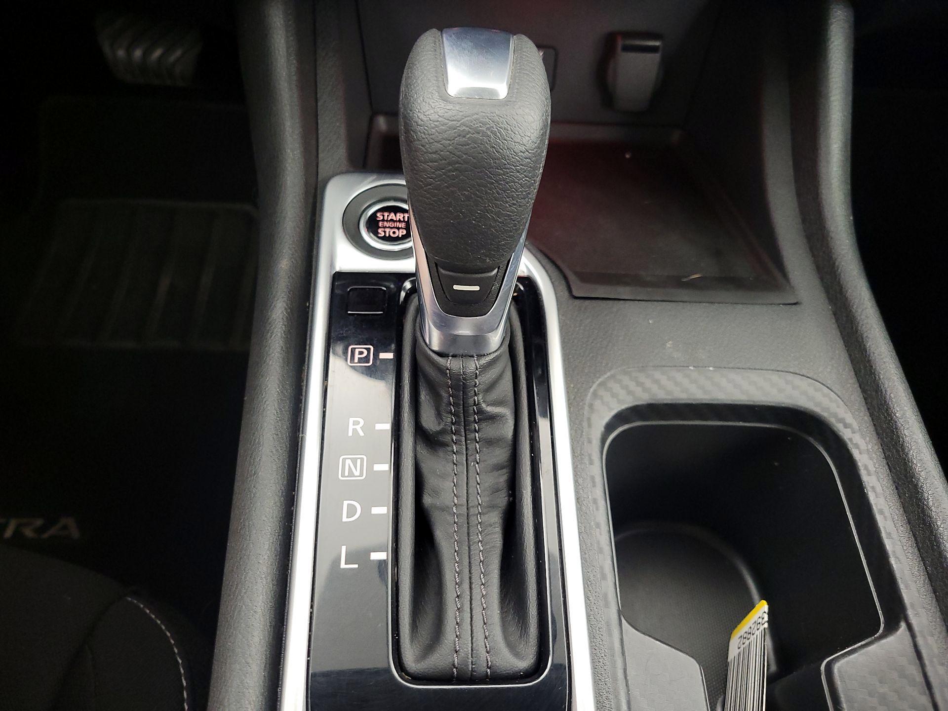 Thumbnail: 2021 Nissan Sentra - 17