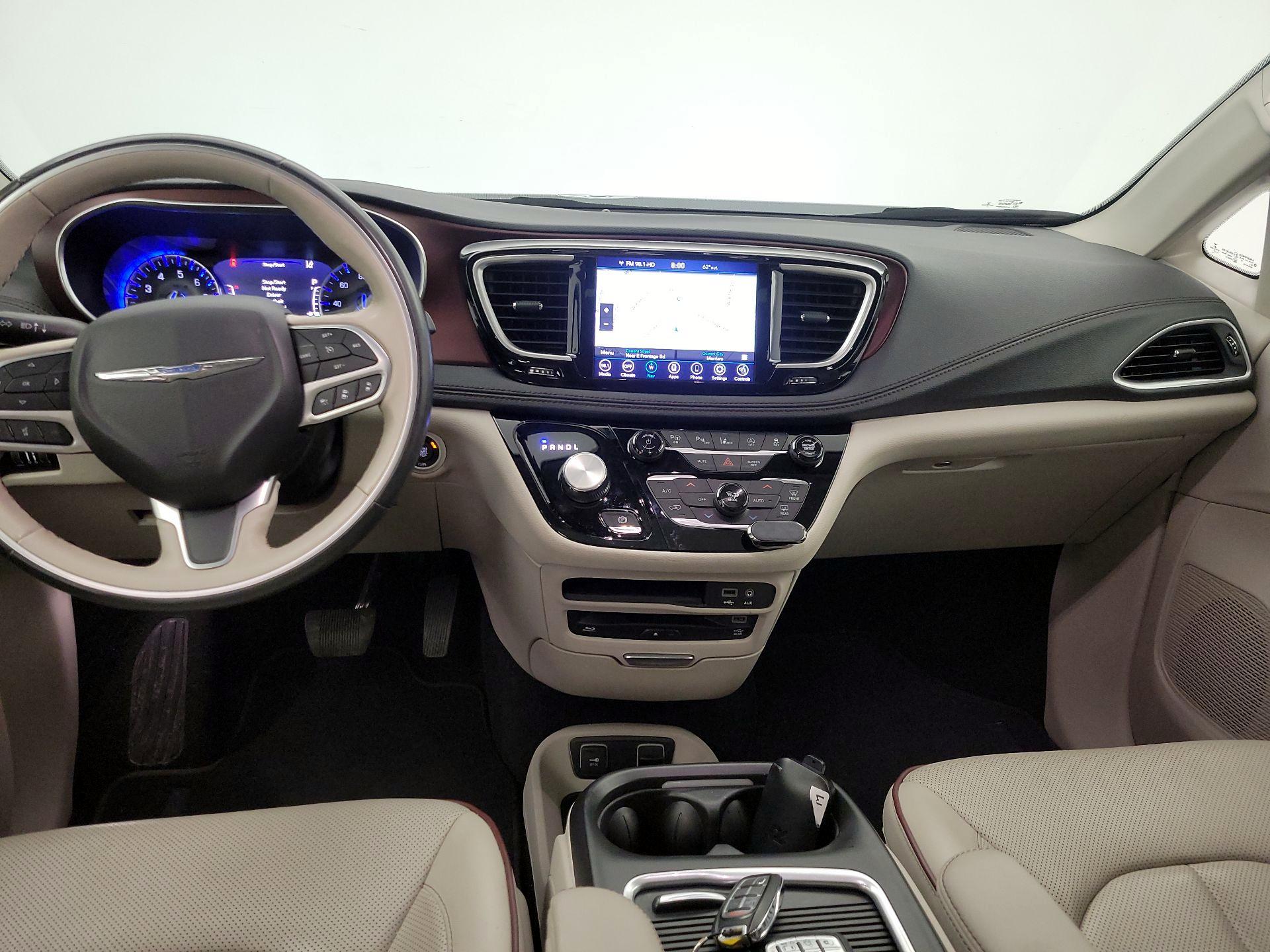 Thumbnail: 2020 Chrysler Pacifica - 9