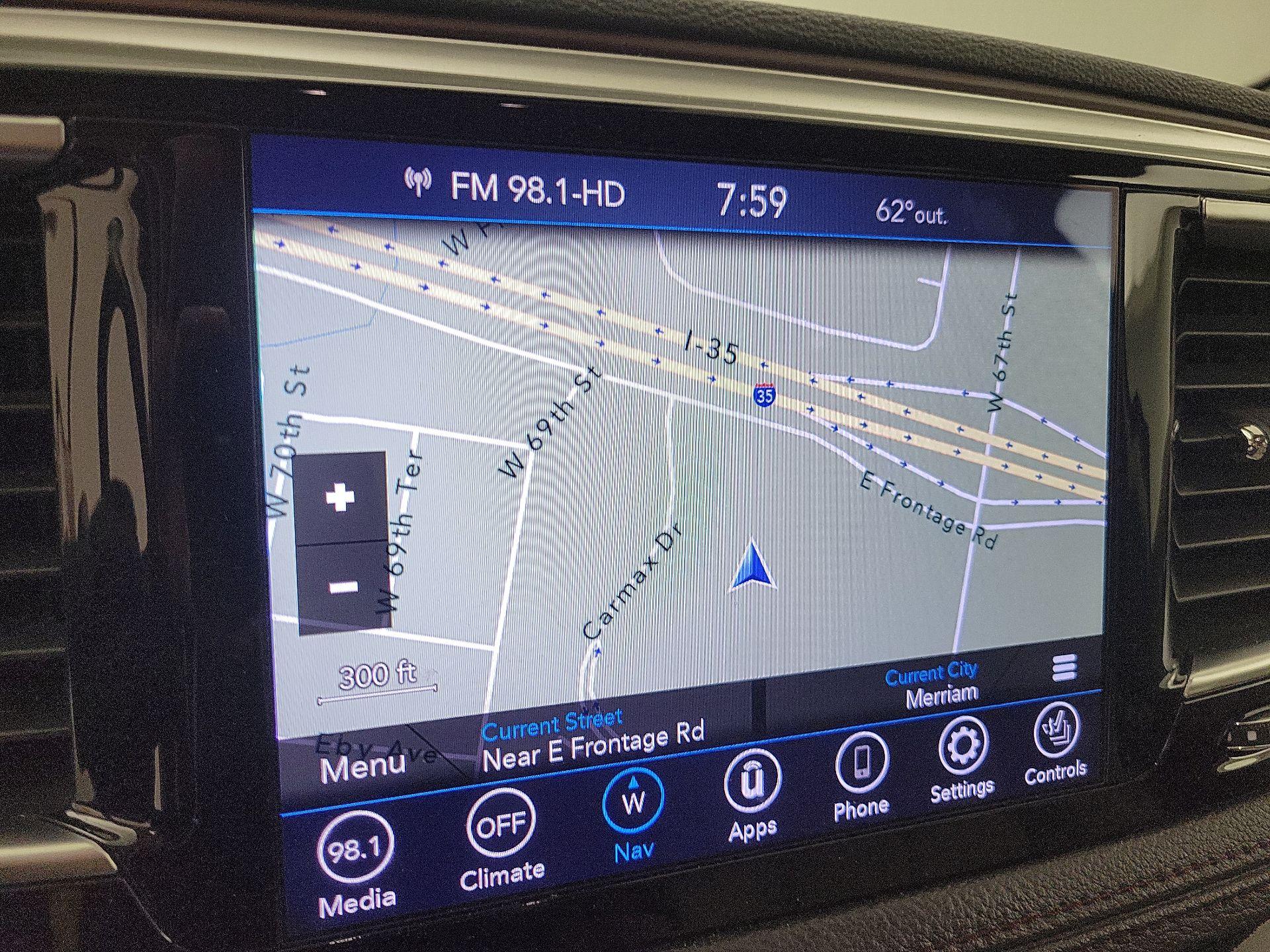 Thumbnail: 2020 Chrysler Pacifica - 14