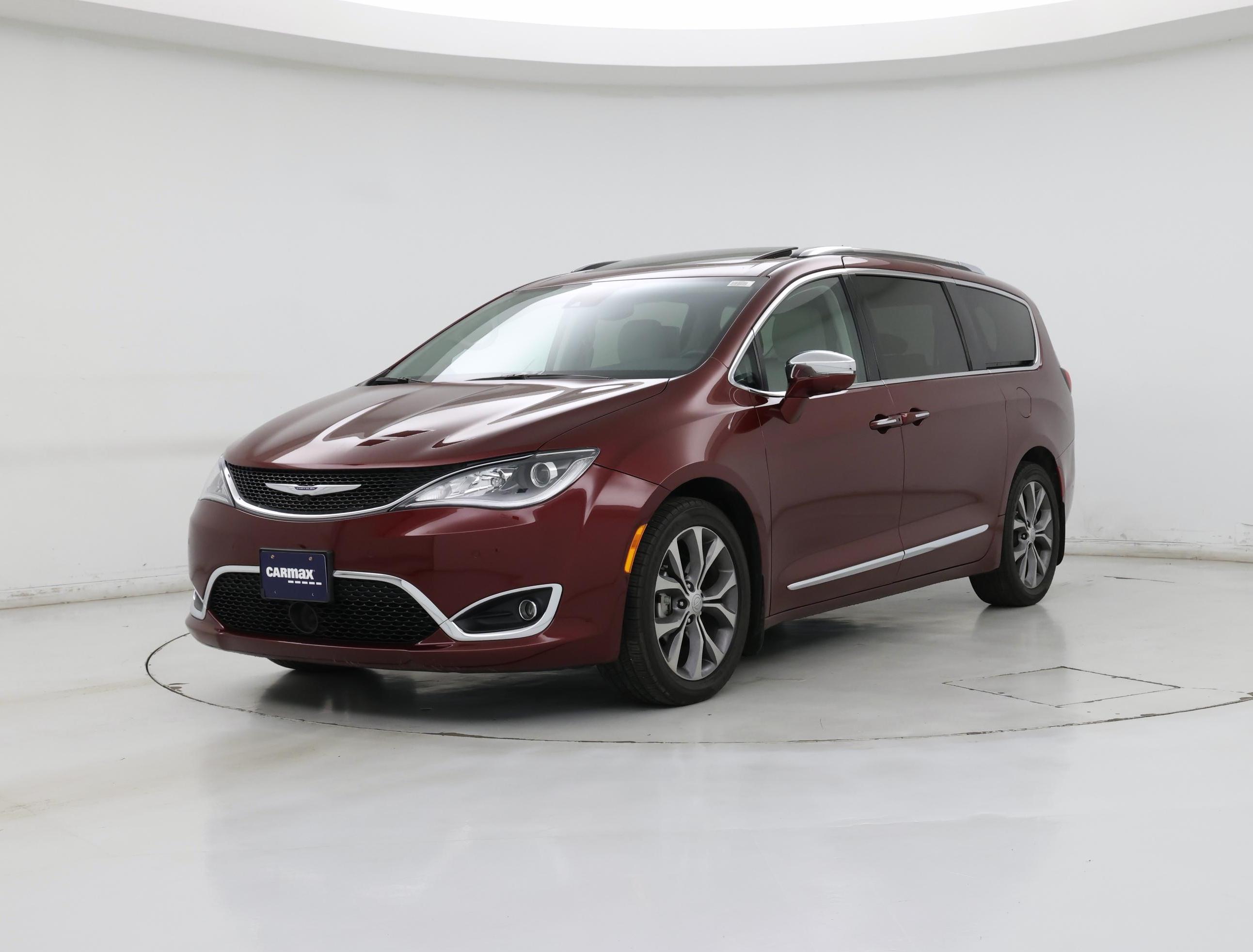 Thumbnail: 2020 Chrysler Pacifica - 4