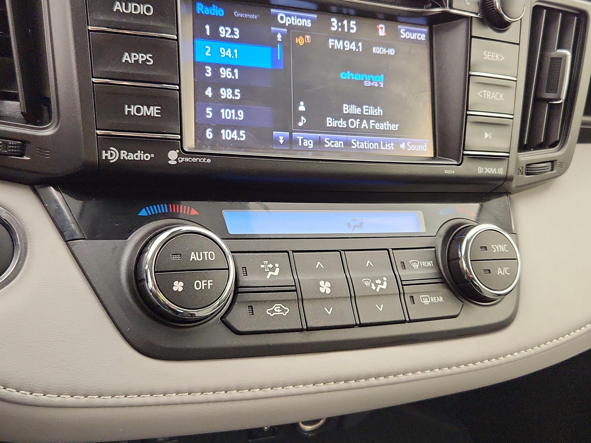 Thumbnail: 2018 Toyota RAV4 - 16