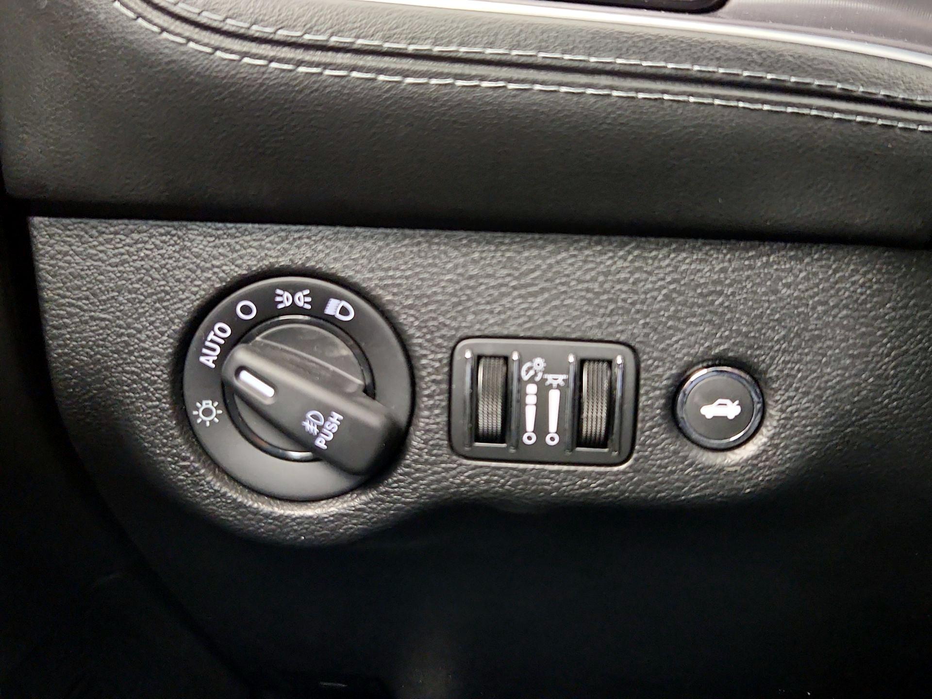 Thumbnail: 2021 Dodge Challenger - 13