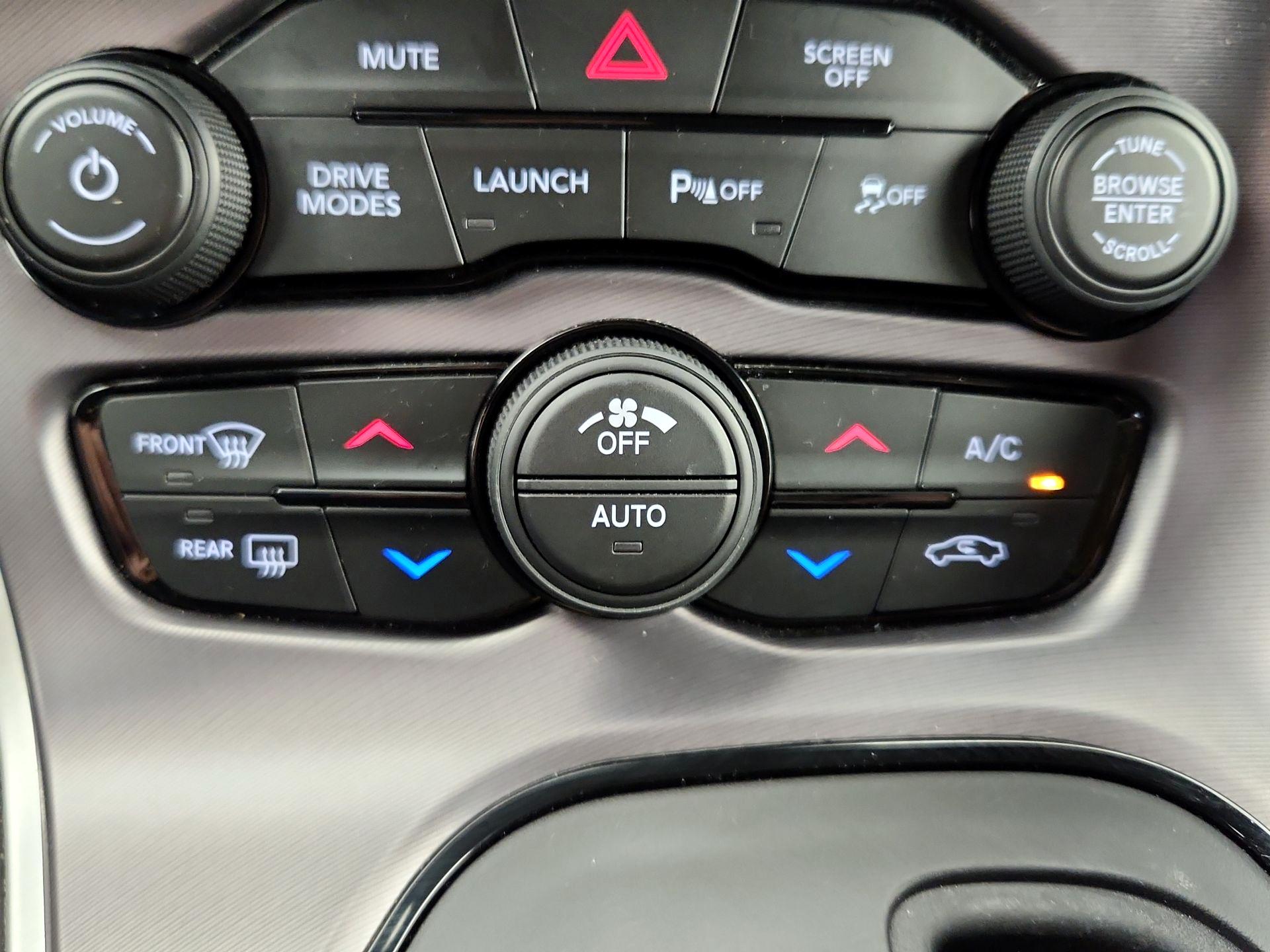 Thumbnail: 2021 Dodge Challenger - 17