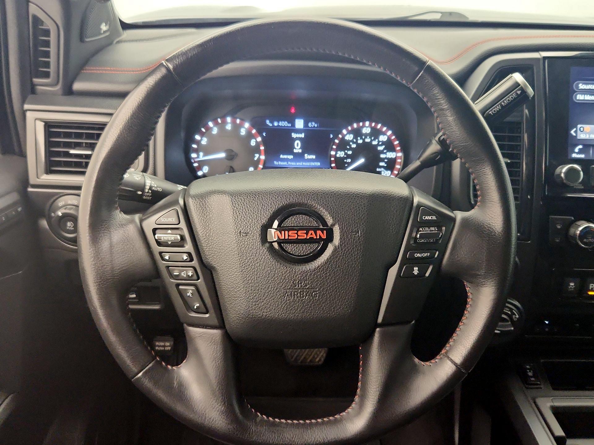 Thumbnail: 2020 Nissan Titan - 10