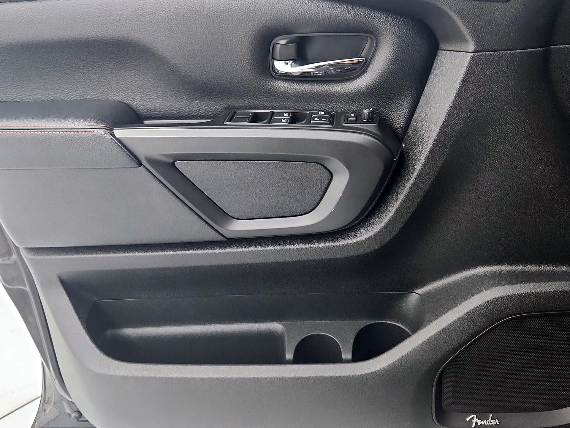Thumbnail: 2020 Nissan Titan - 12