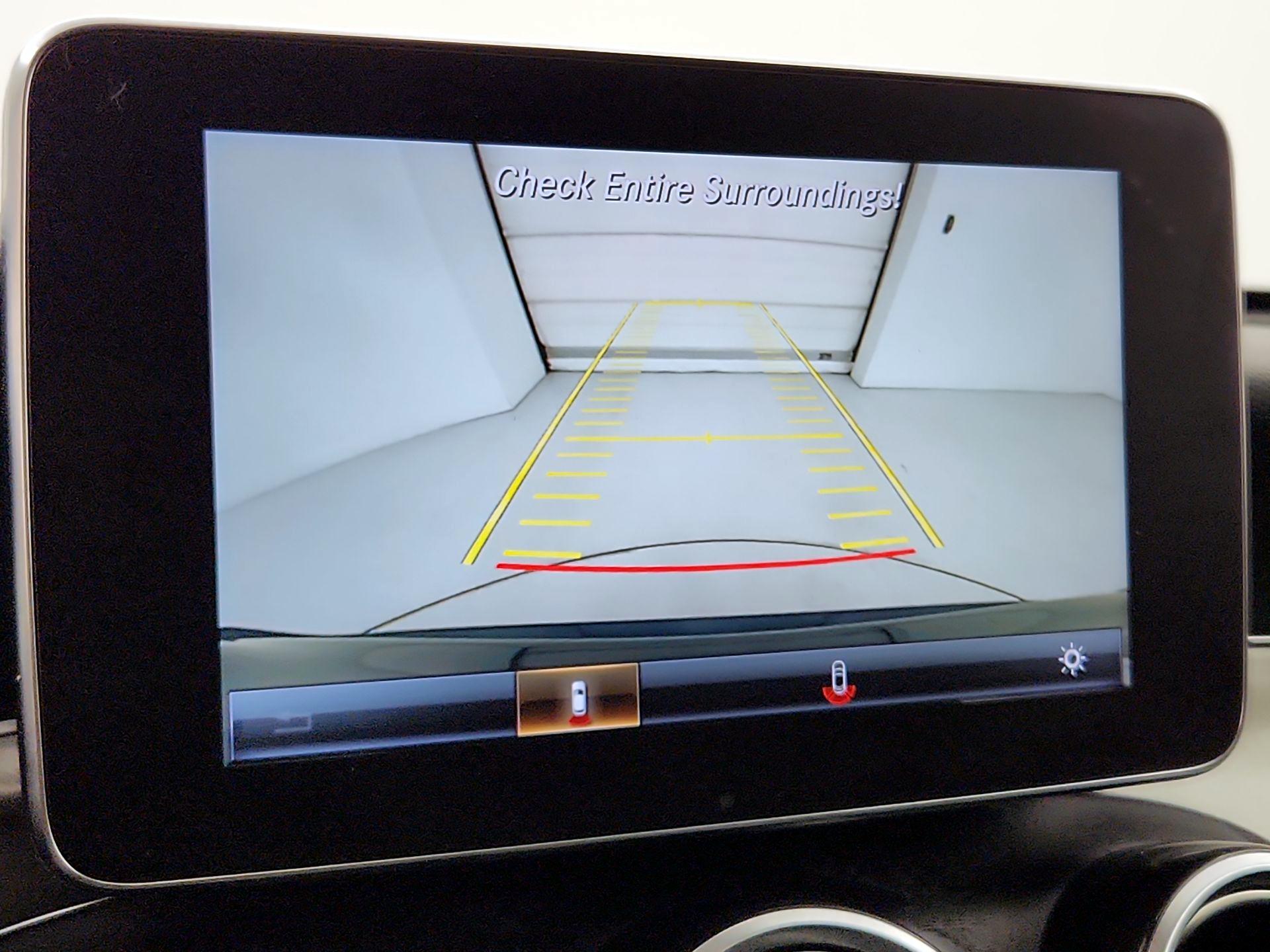 Thumbnail: 2019 Mercedes-Benz GLC - 15