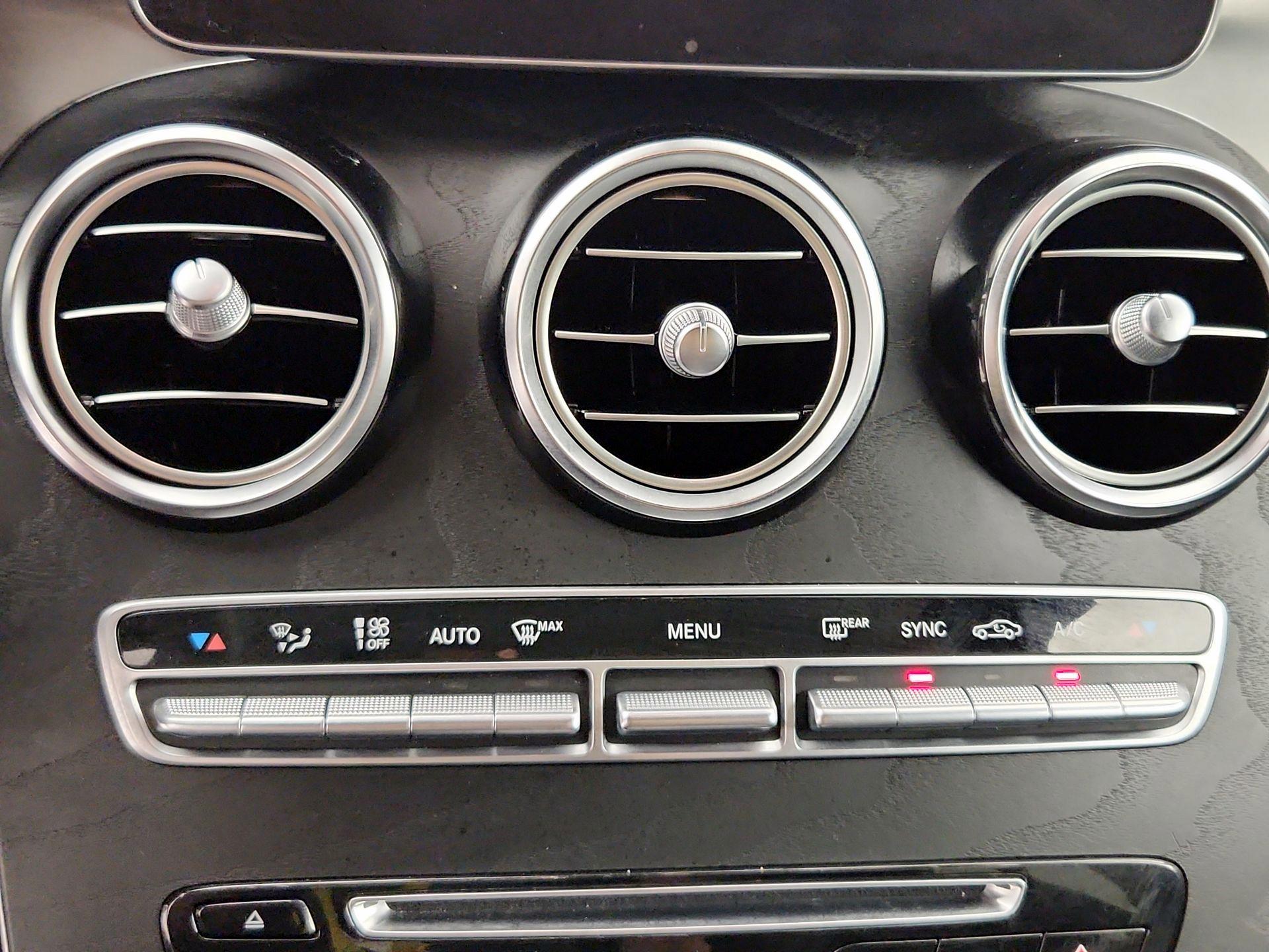 Thumbnail: 2019 Mercedes-Benz GLC - 17