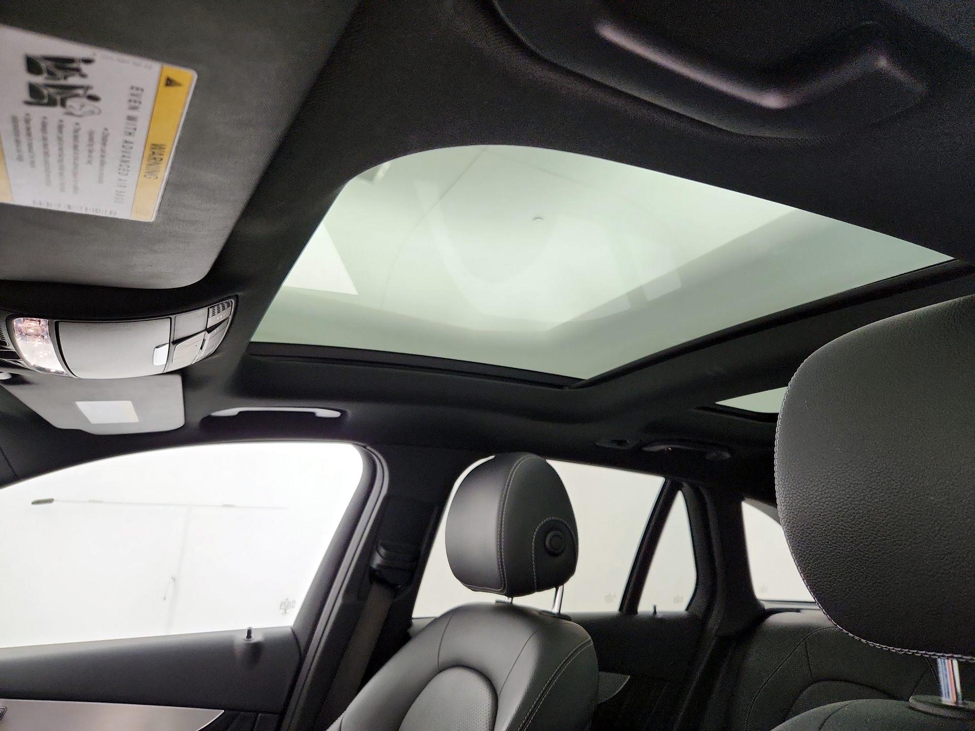 Thumbnail: 2019 Mercedes-Benz GLC - 20