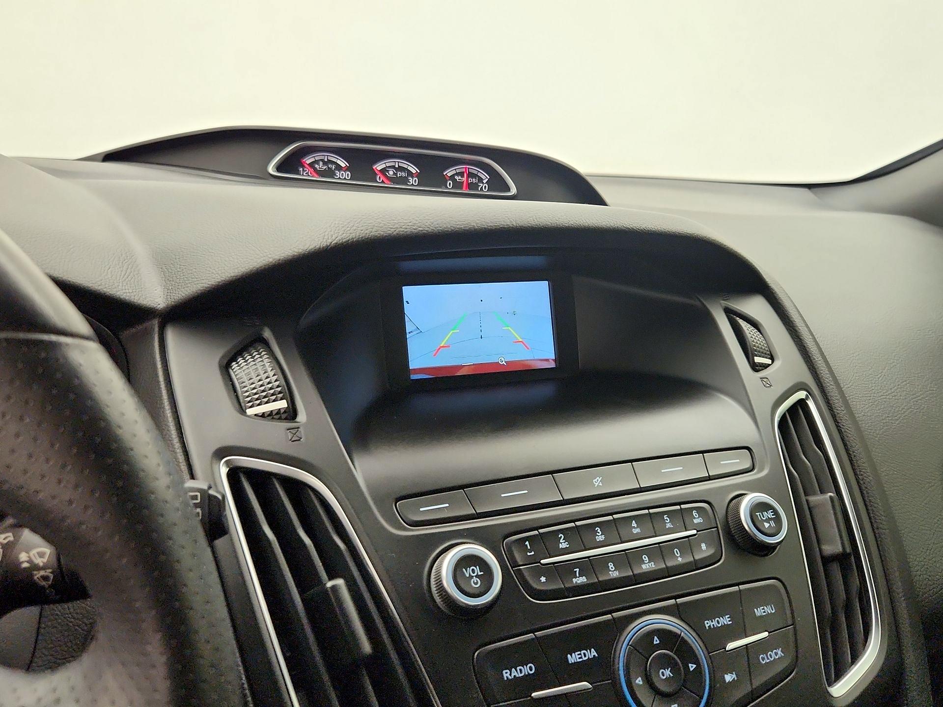 Thumbnail: 2018 Ford Focus - 14