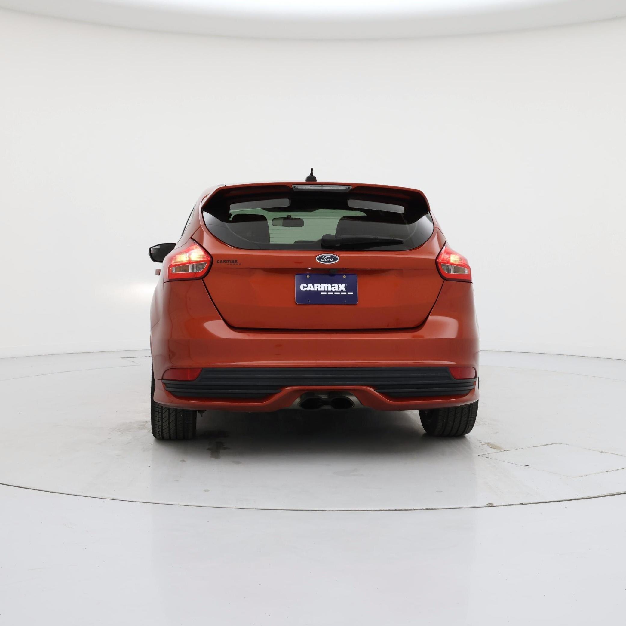 Thumbnail: 2018 Ford Focus - 6