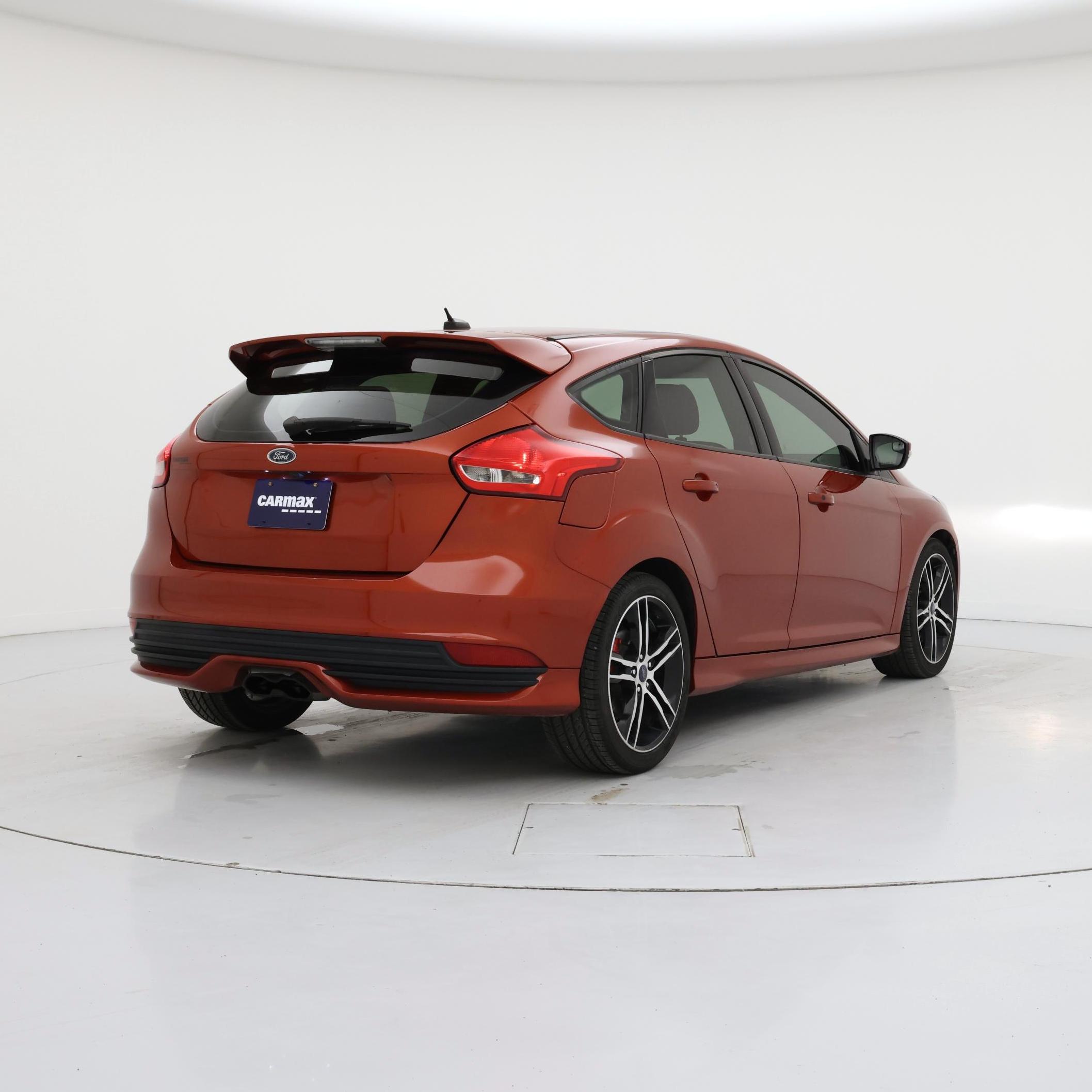 Thumbnail: 2018 Ford Focus - 8