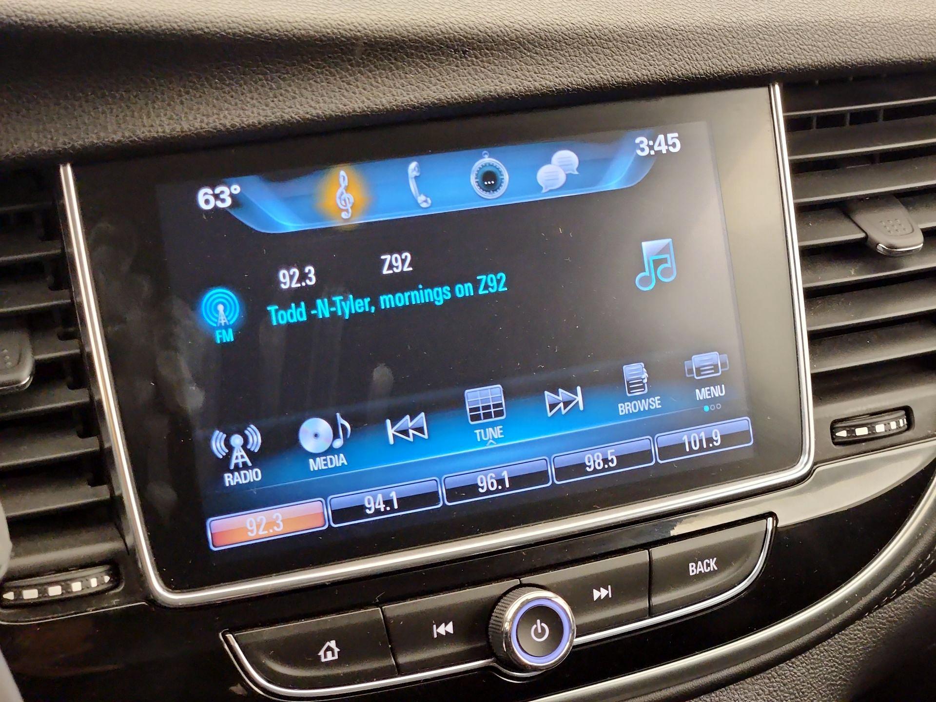 Thumbnail: 2018 Buick Encore - 15