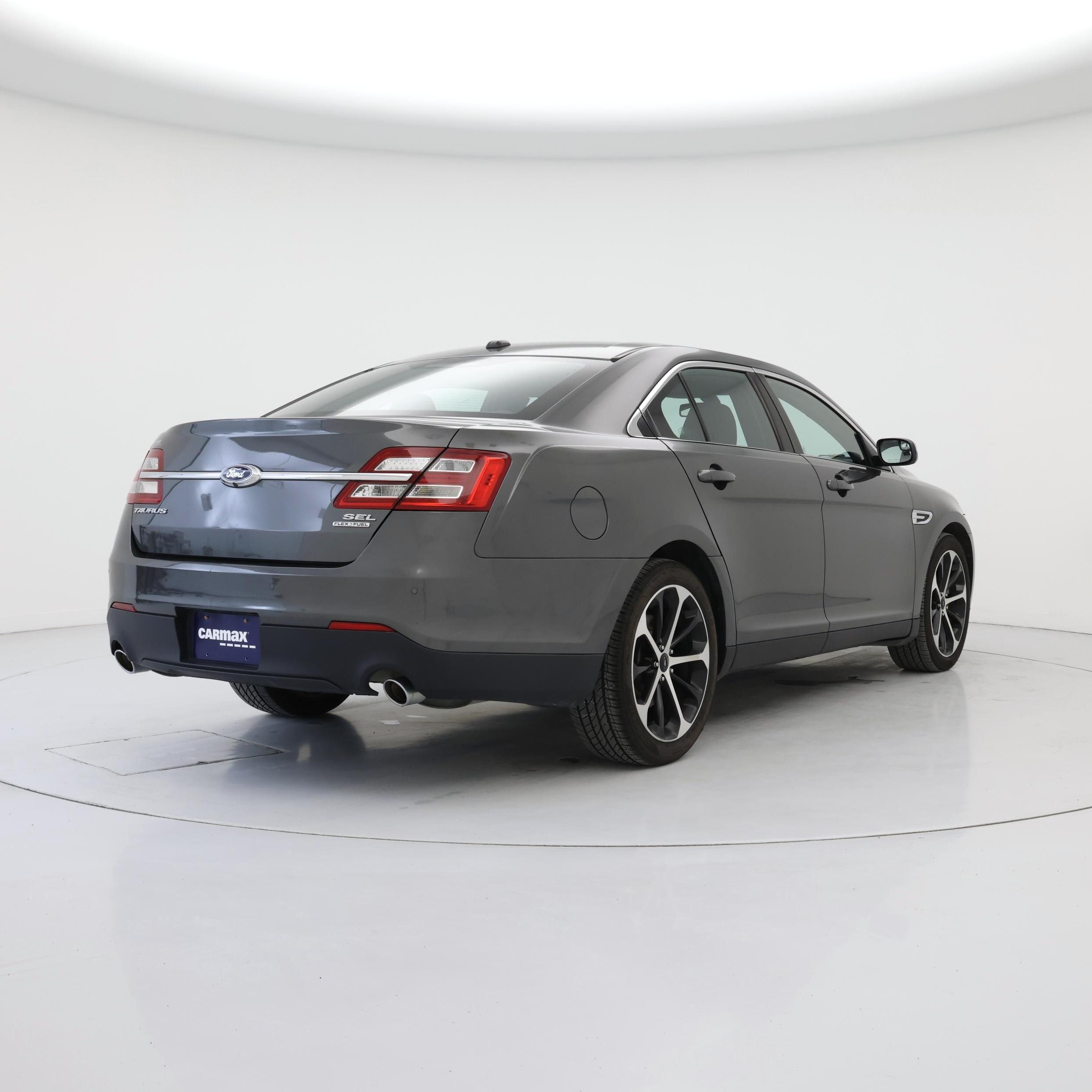 Thumbnail: 2015 Ford Taurus - 8