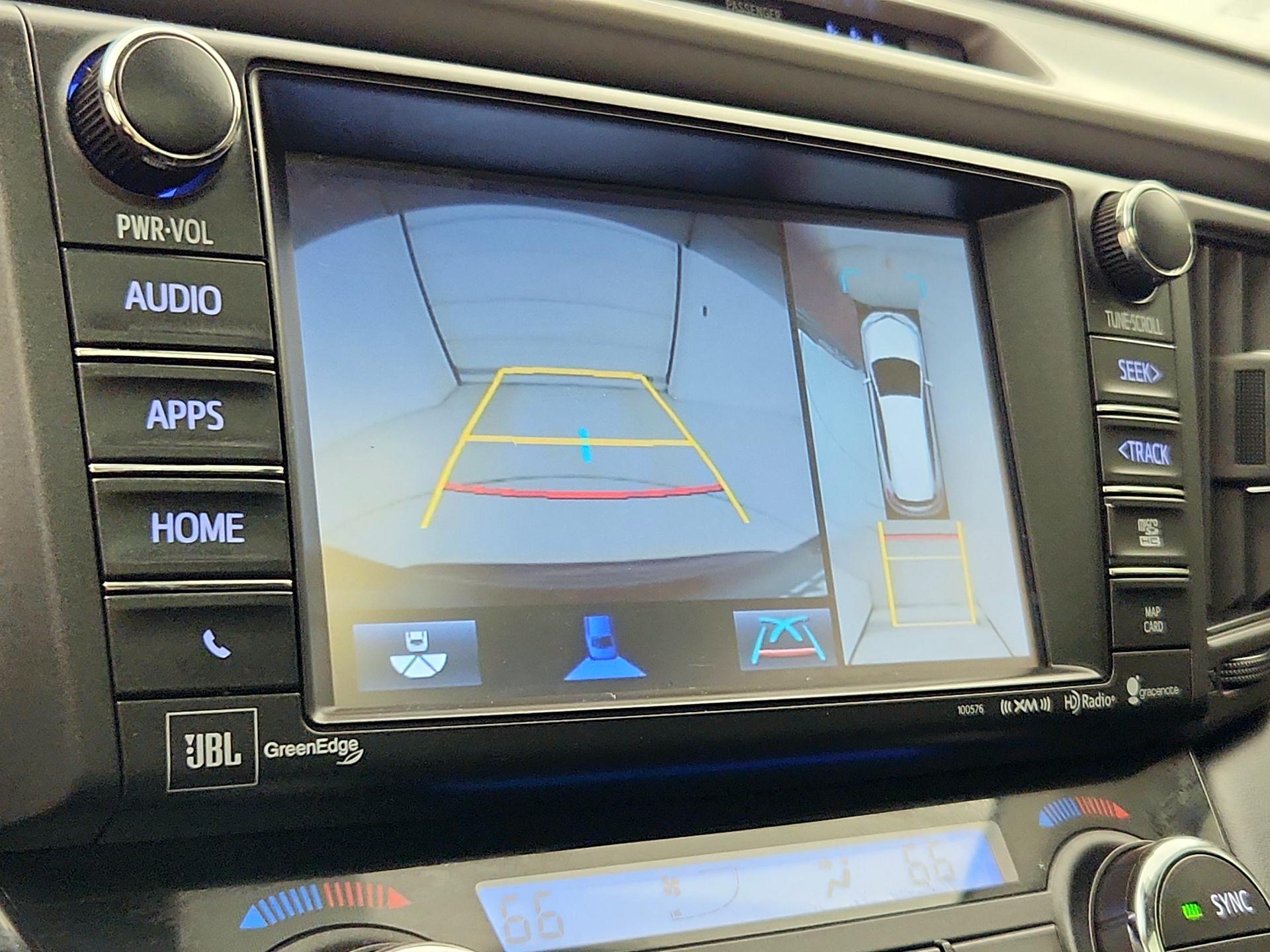 Thumbnail: 2018 Toyota RAV4 - 14