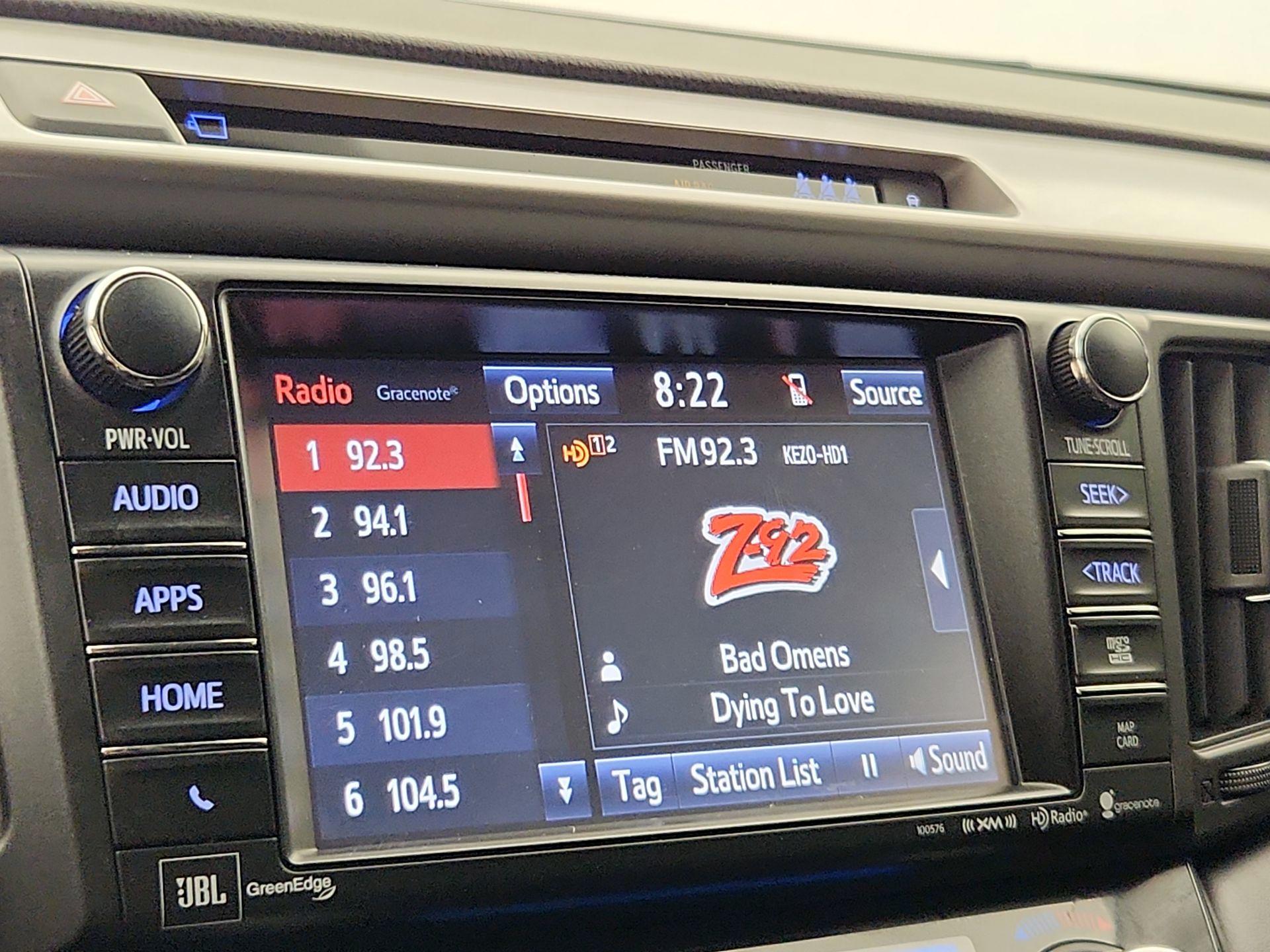 Thumbnail: 2018 Toyota RAV4 - 15