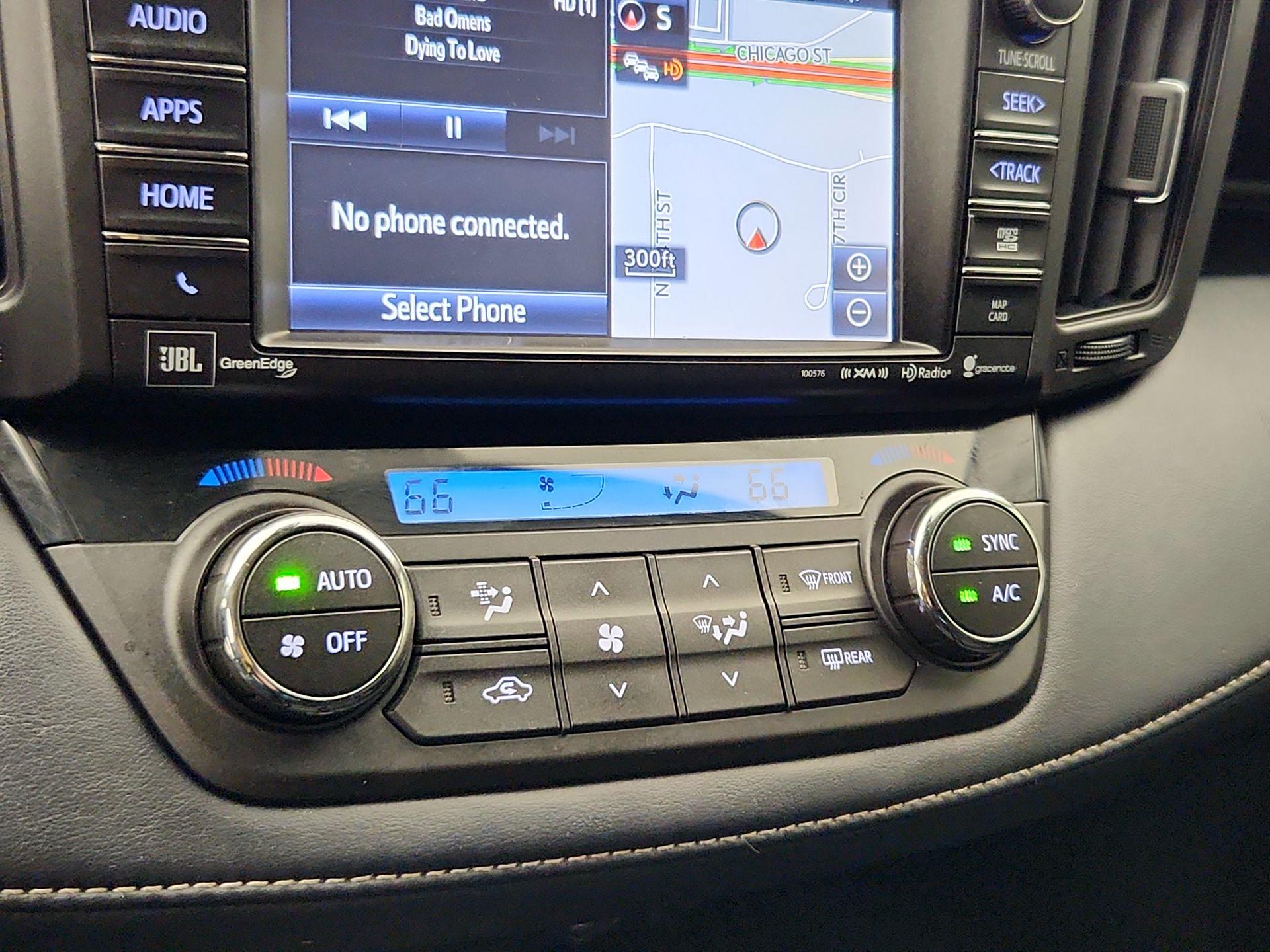 Thumbnail: 2018 Toyota RAV4 - 16