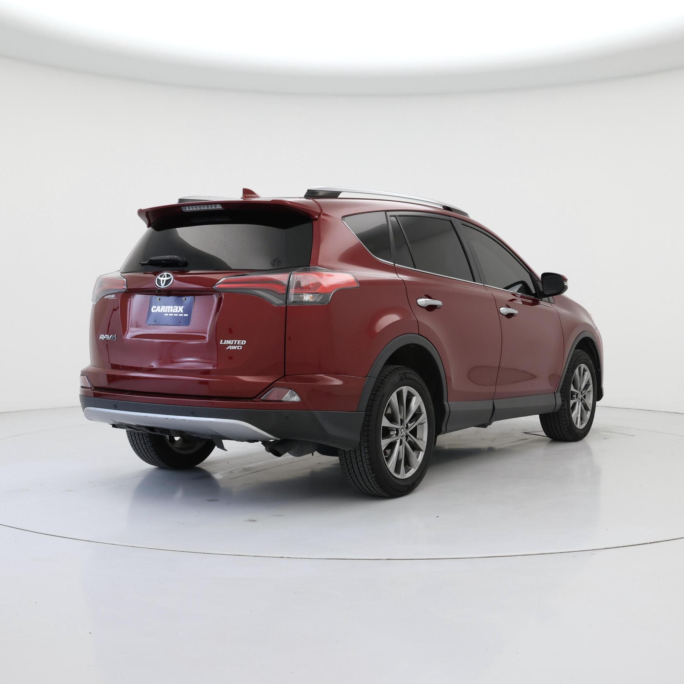 Thumbnail: 2018 Toyota RAV4 - 8
