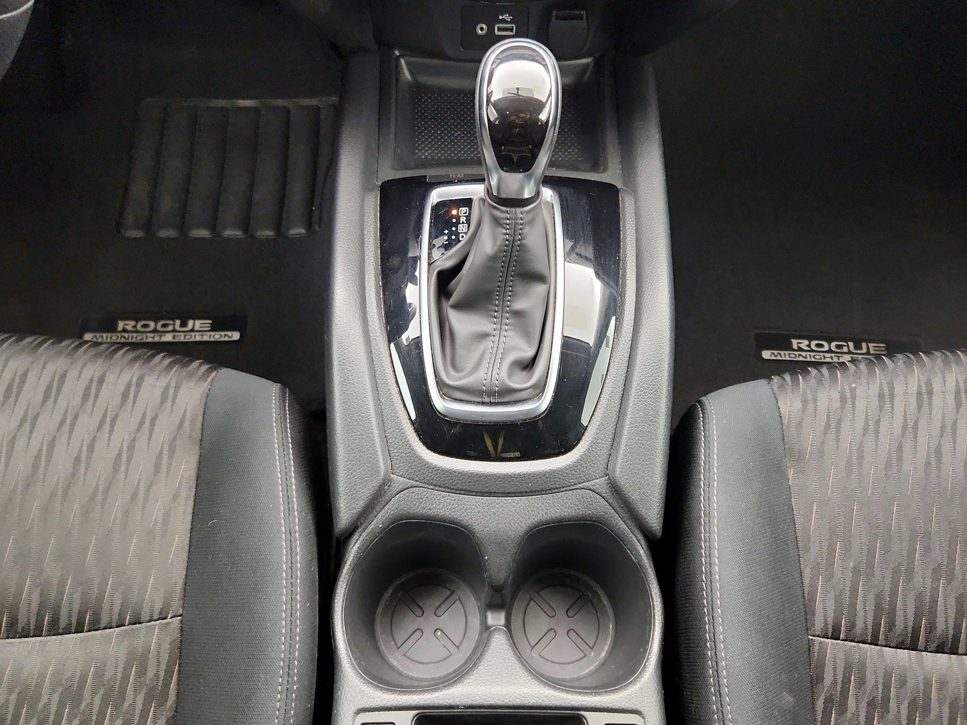 Thumbnail: 2018 Nissan Rogue - 17