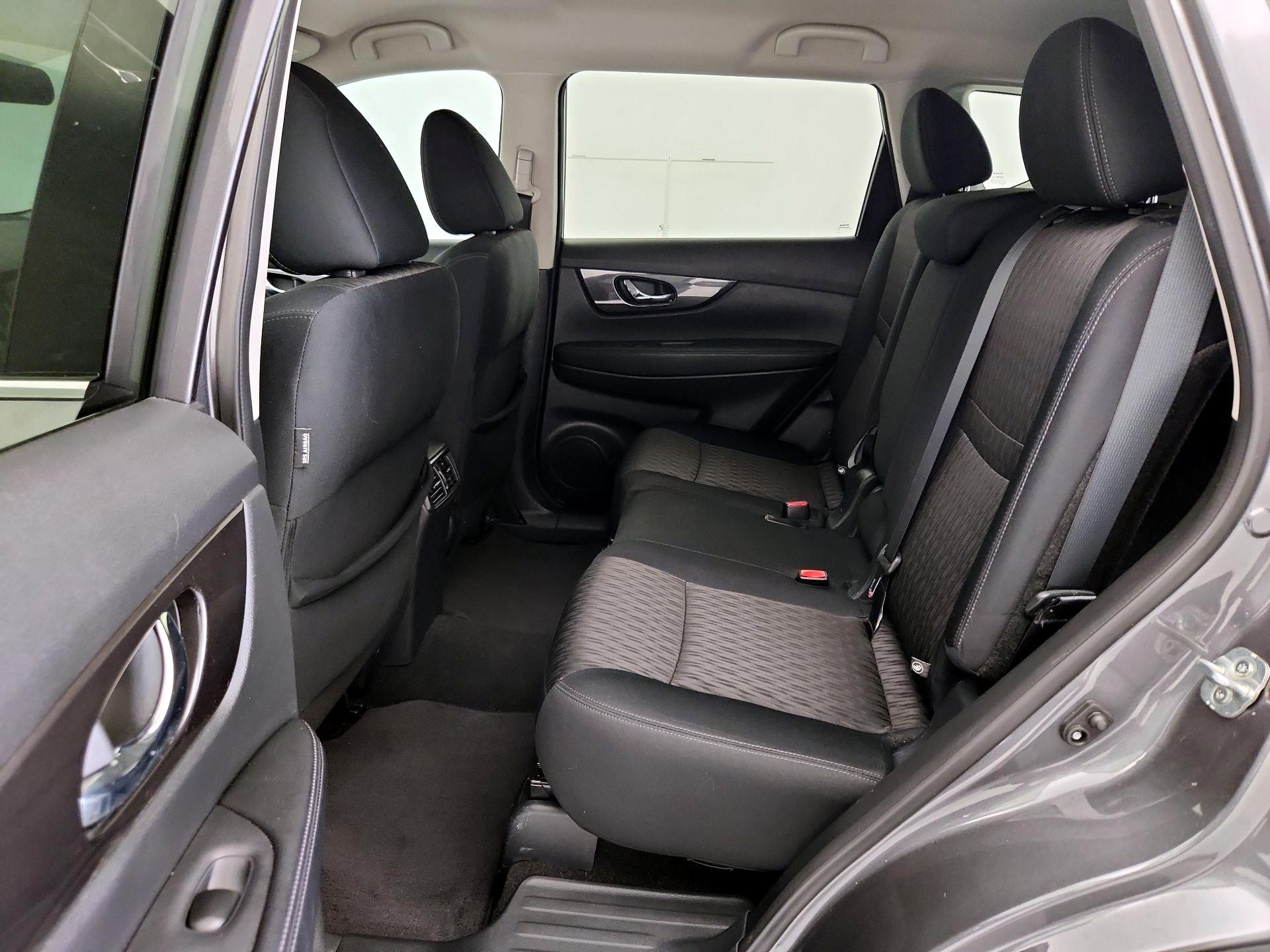 Thumbnail: 2018 Nissan Rogue - 19