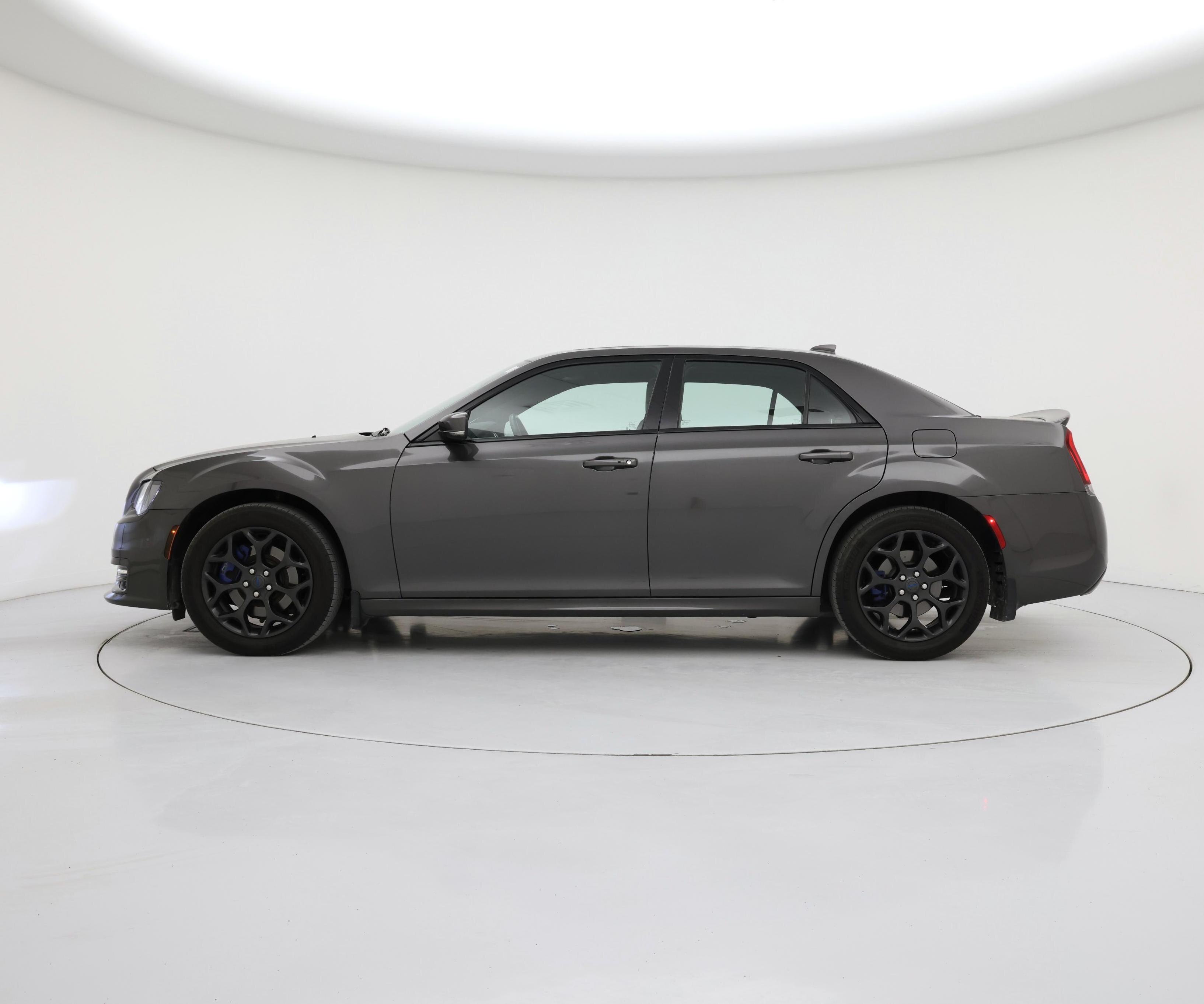 Thumbnail: 2019 Chrysler 300 - 3