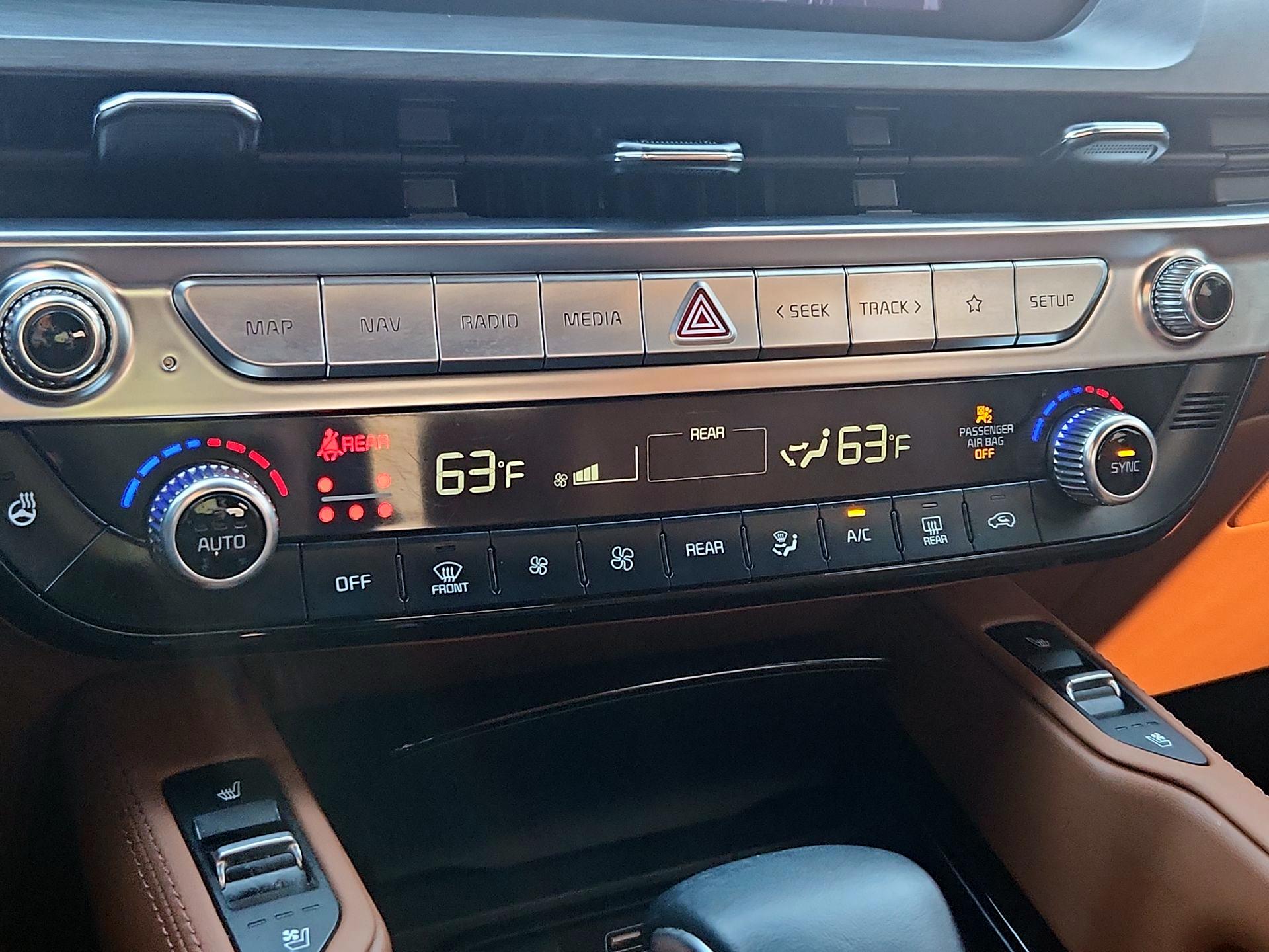 Thumbnail: 2023 Kia Telluride - 17