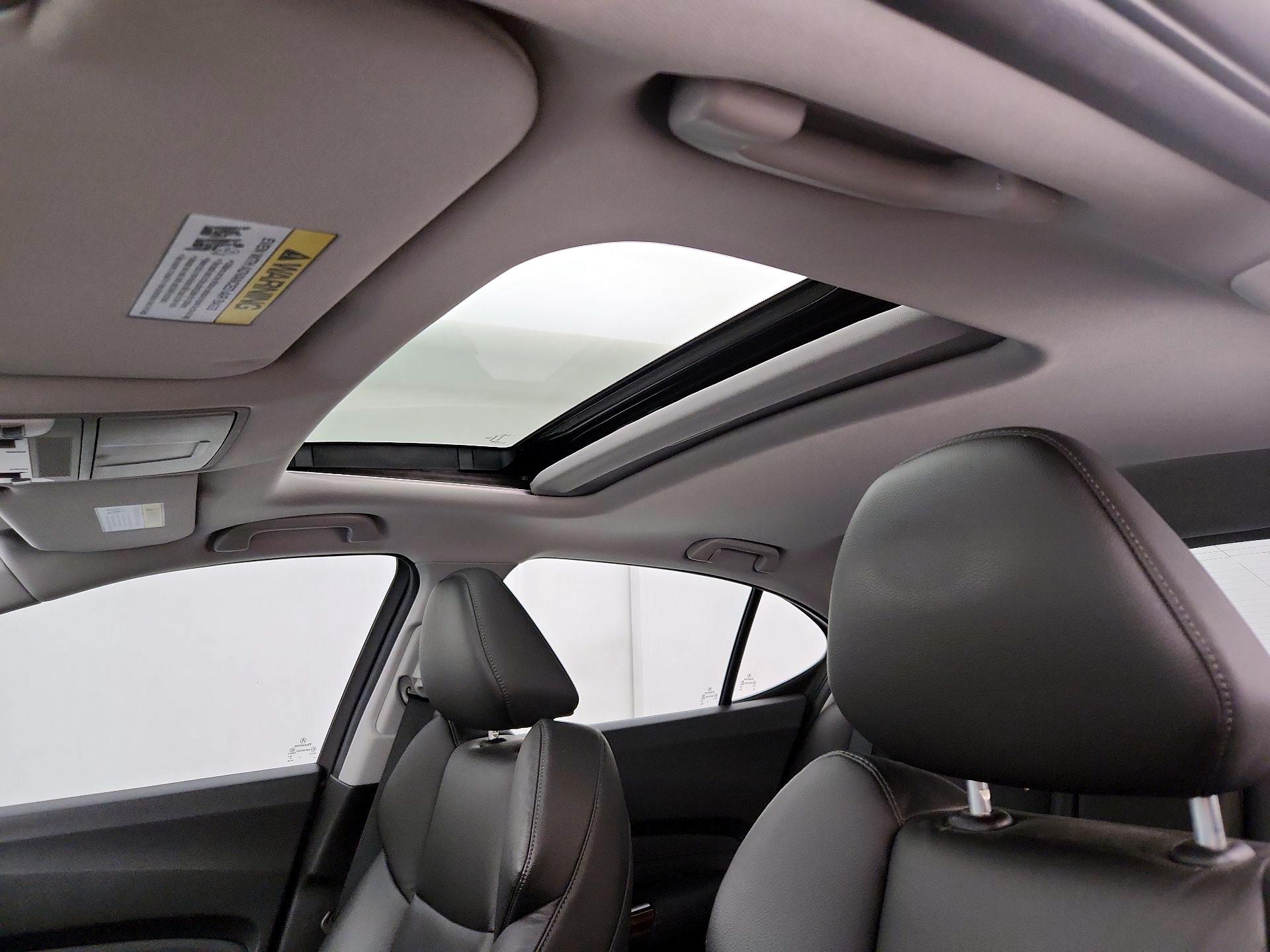 Thumbnail: 2015 Acura TLX - 19