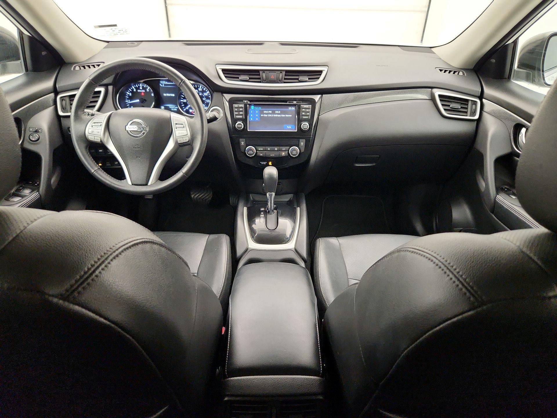 Thumbnail: 2016 Nissan Rogue - 9