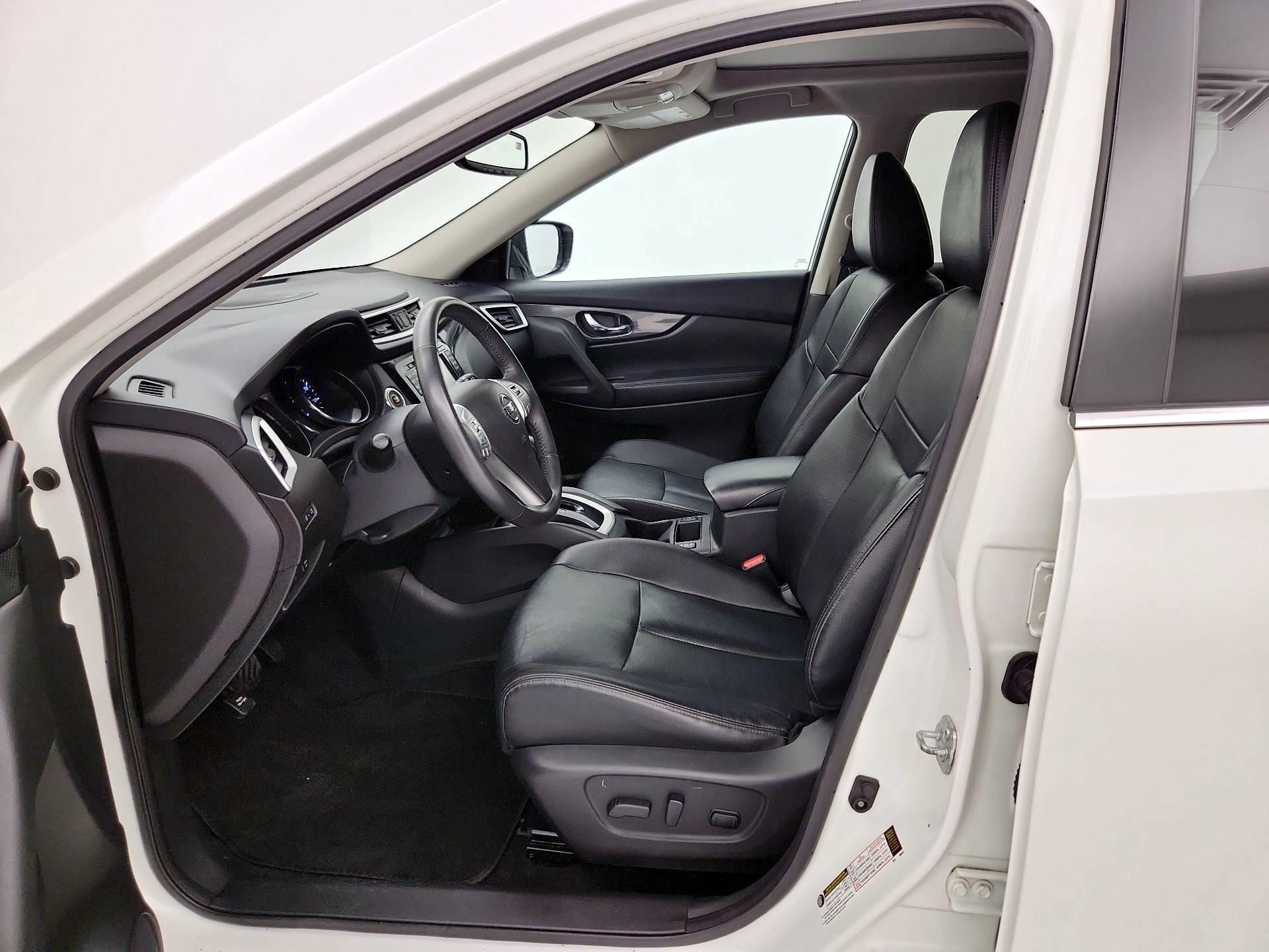 Thumbnail: 2016 Nissan Rogue - 11