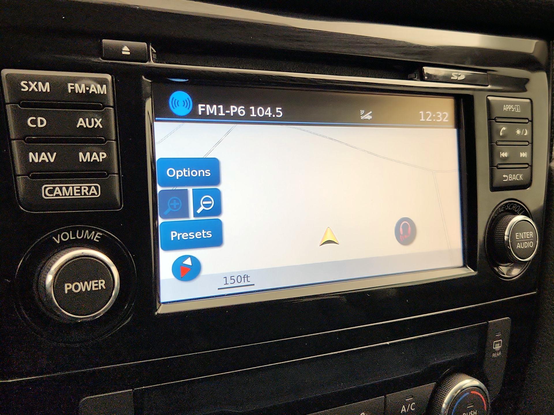 Thumbnail: 2016 Nissan Rogue - 14