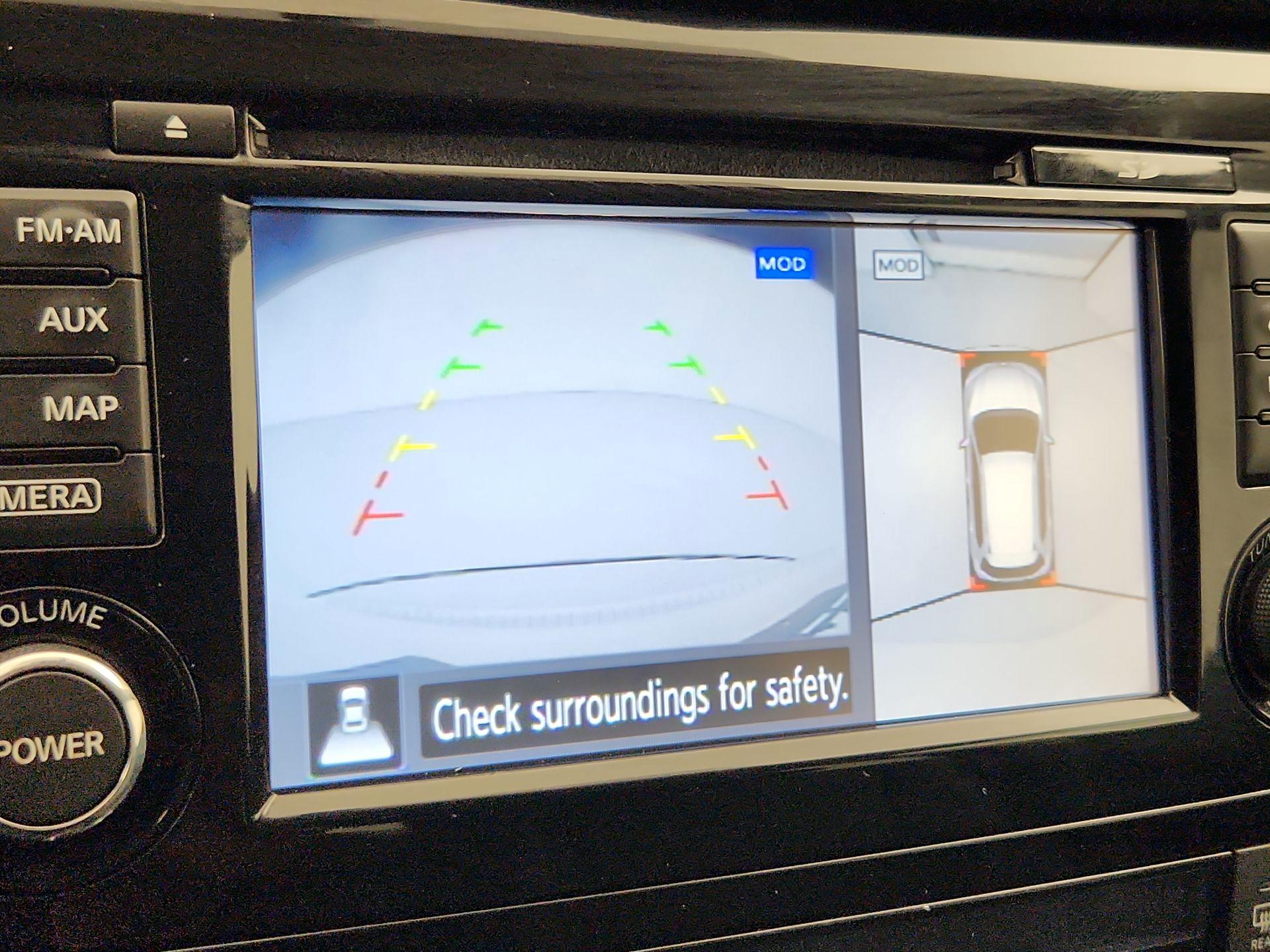 Thumbnail: 2016 Nissan Rogue - 15